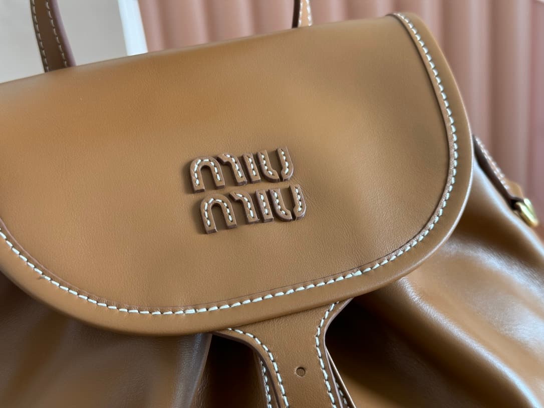 Miu Miu Leather backpack Brown Calfskin 5BZ042 High