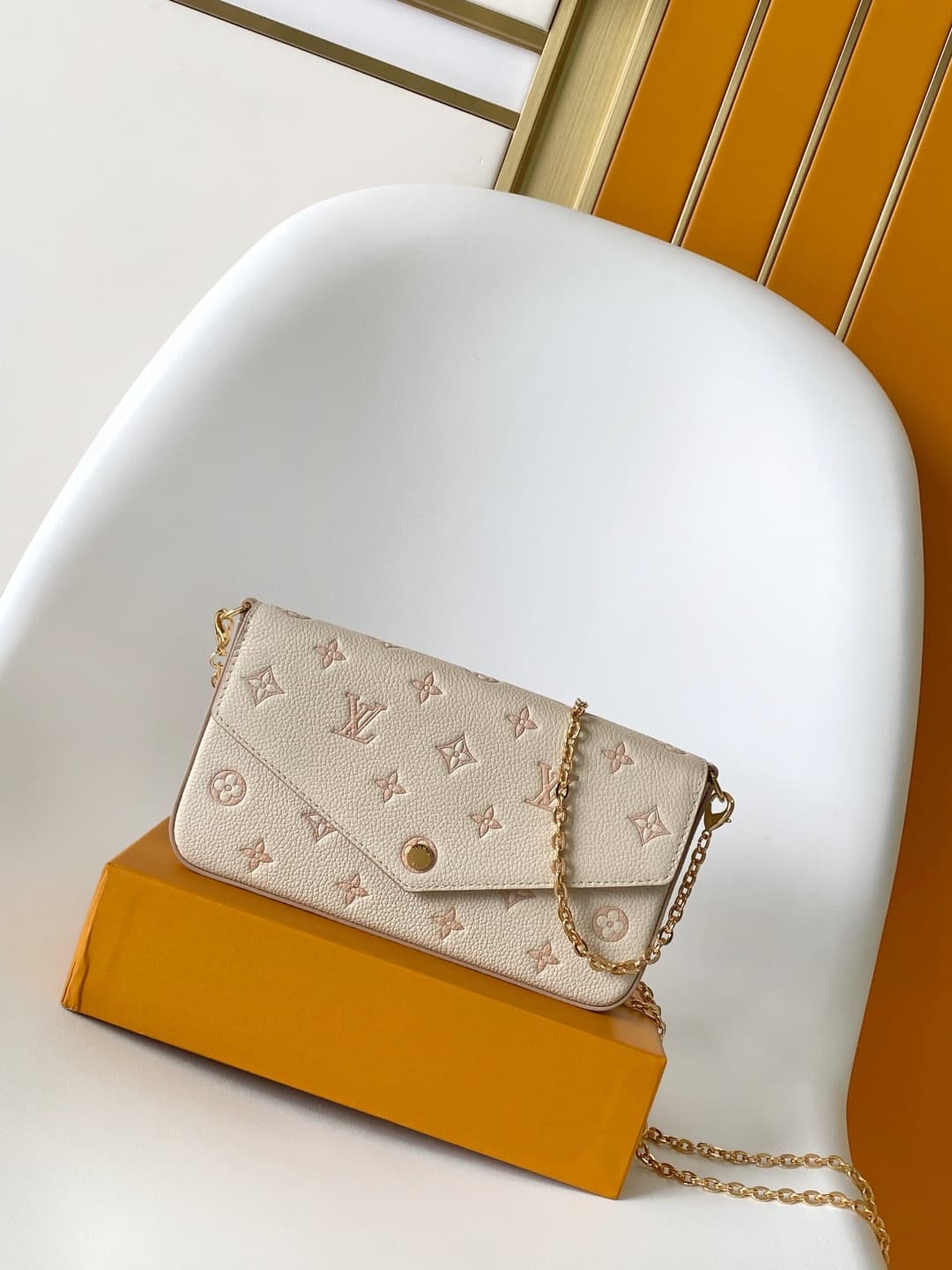 Louis Vuitton Pochette Félicie Bicolor Eden Embossed grained cowhide leather M14968 High