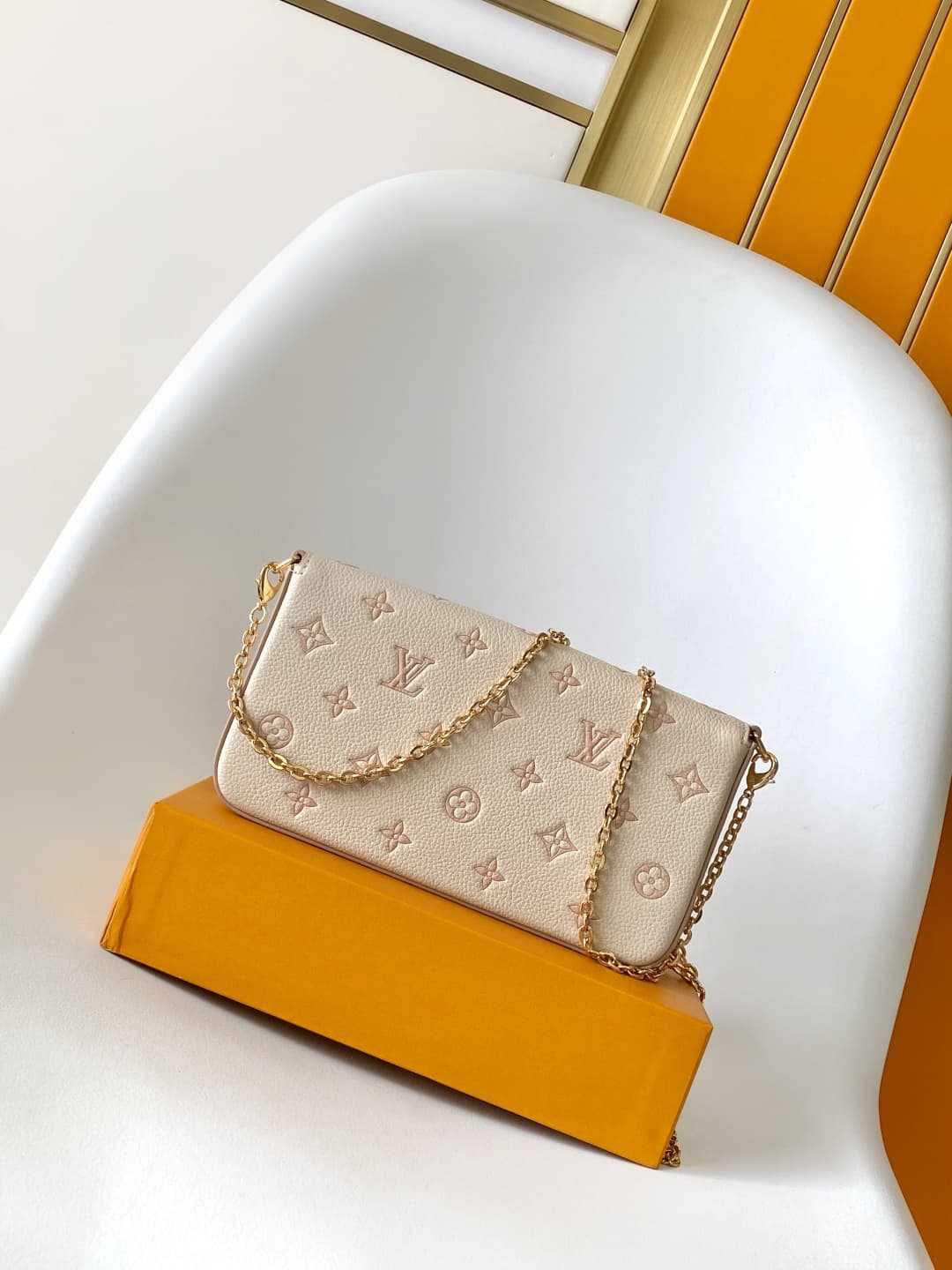 Louis Vuitton Pochette Félicie Bicolor Eden Embossed grained cowhide leather M14968 High