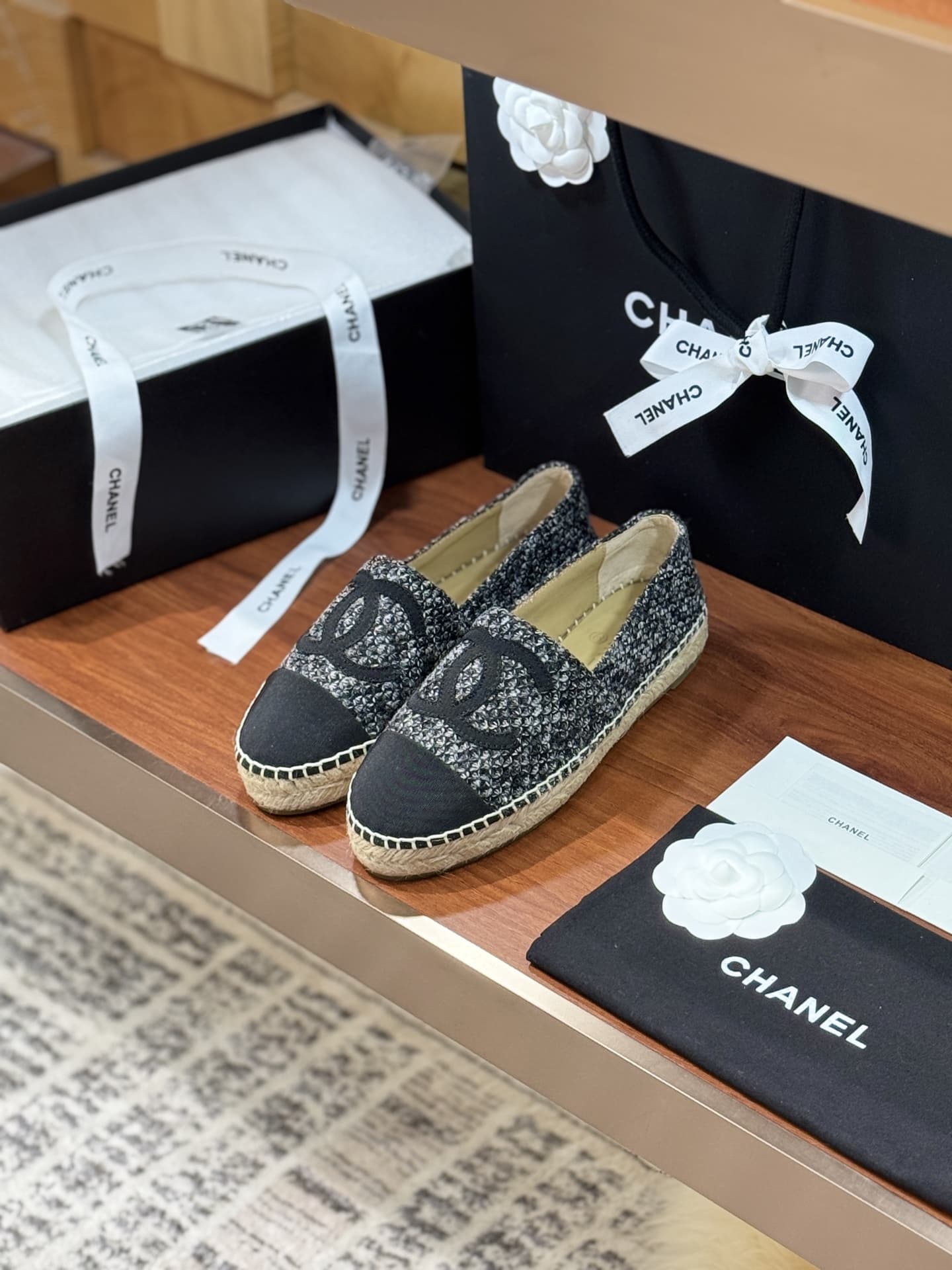 Chanel Tweed CC Cap Toe Espadrille Flats Shoes Women