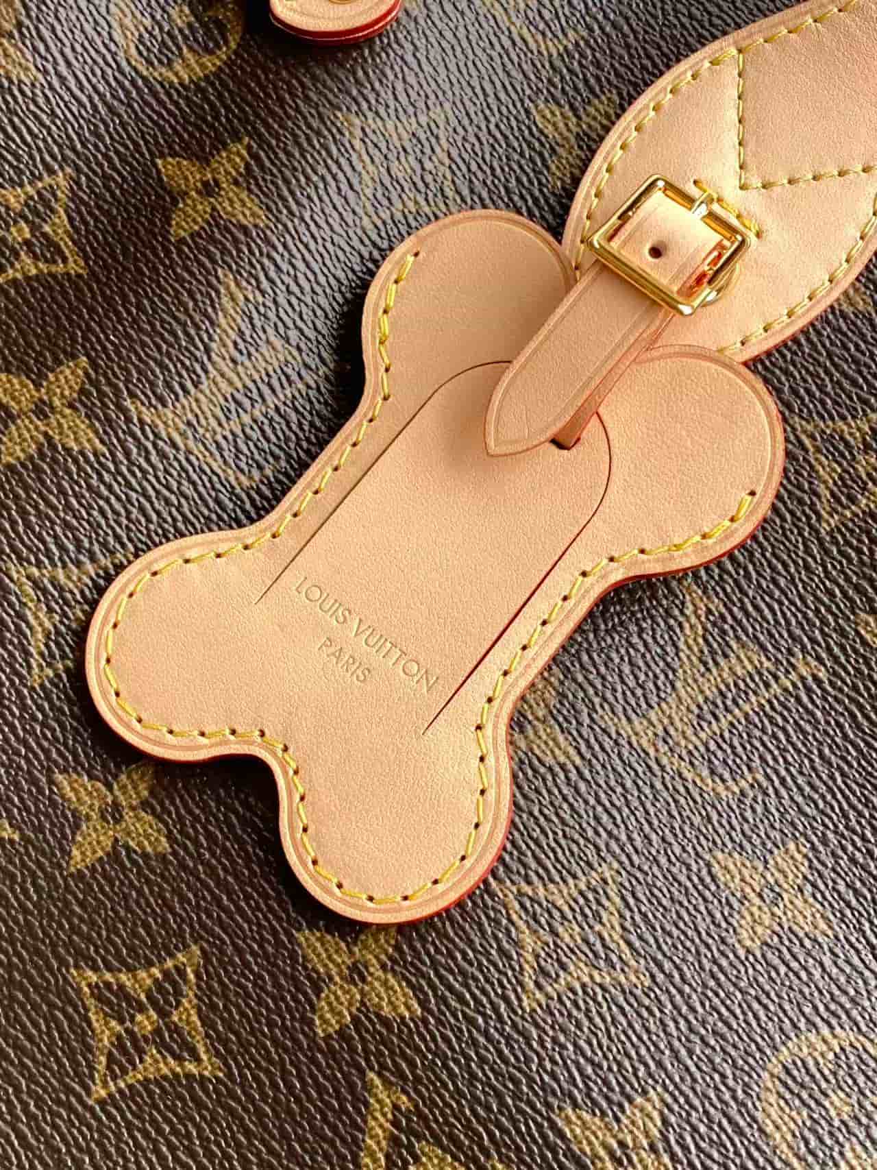 Louis Vuitton Neverwoof Monogram coated canvas M27847 High