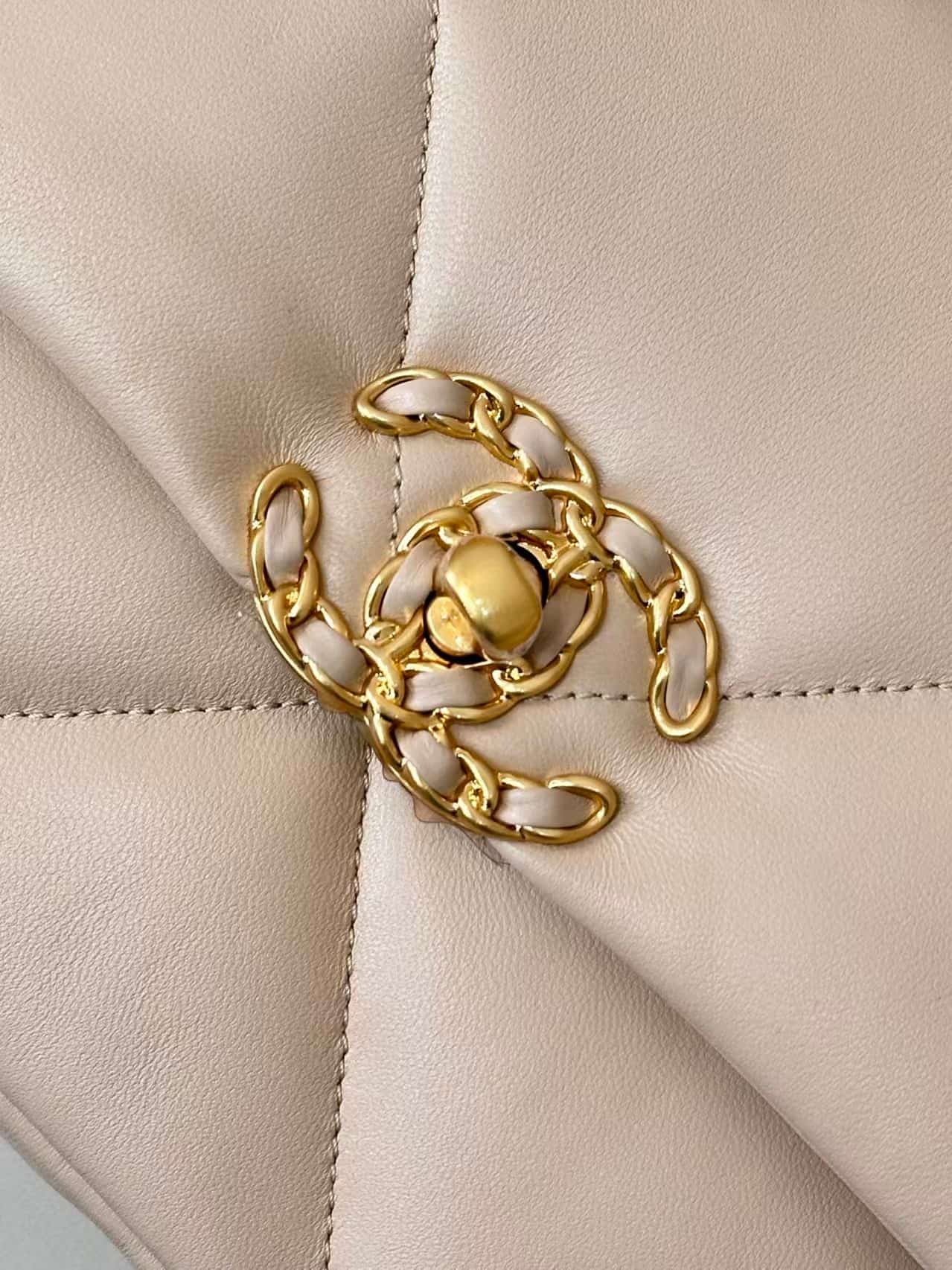Chanel 19 Flap Bag Lambskin Gold-Tone Silver-Tone & Ruthenium-Finish Metal TOP