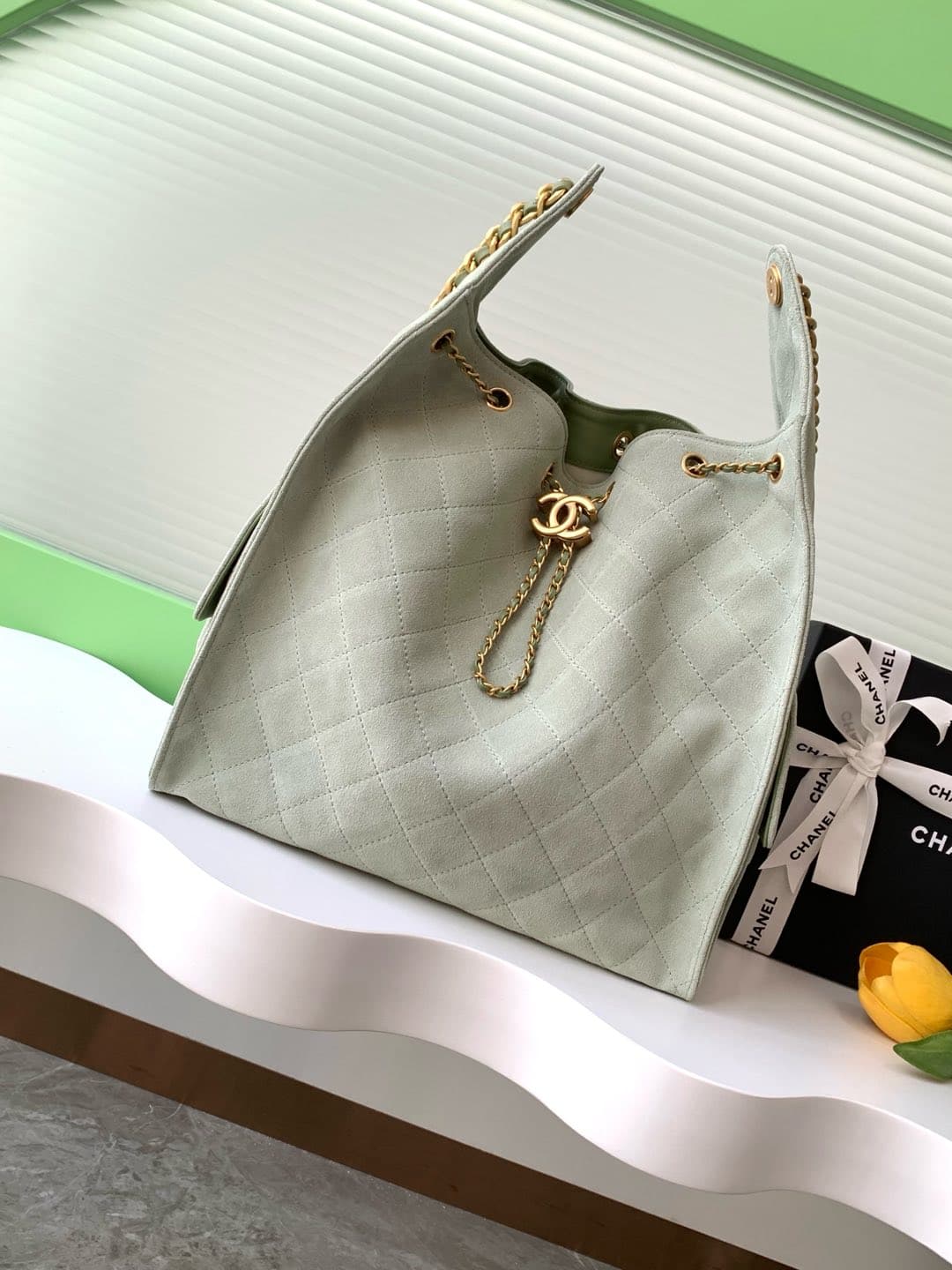 Chanel 25 Medium Hobo Medium handbag AS5311 Suede & Gold-tone Metal Green High