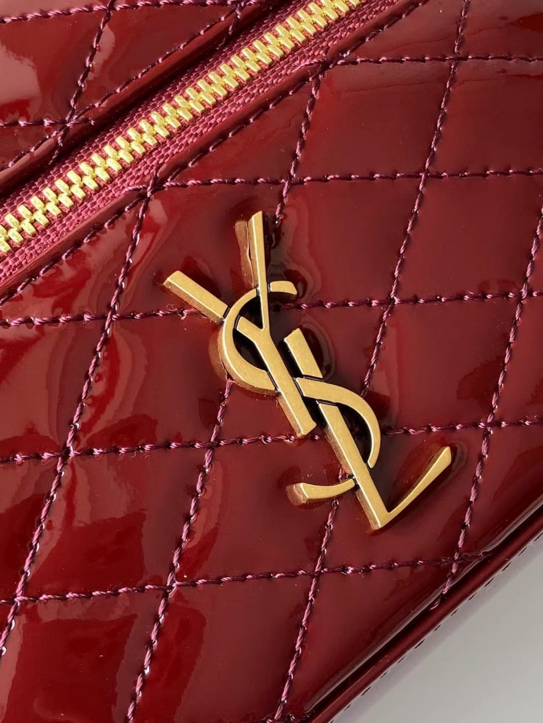 GABY VANITY BAG In Patent Leather Claret High