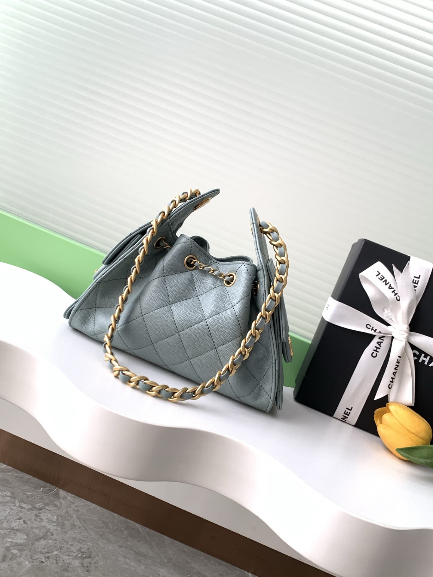 Chanel 25 Mini Hobo handbag AS5631 Grained calfskin & gold-tone metal Blue A