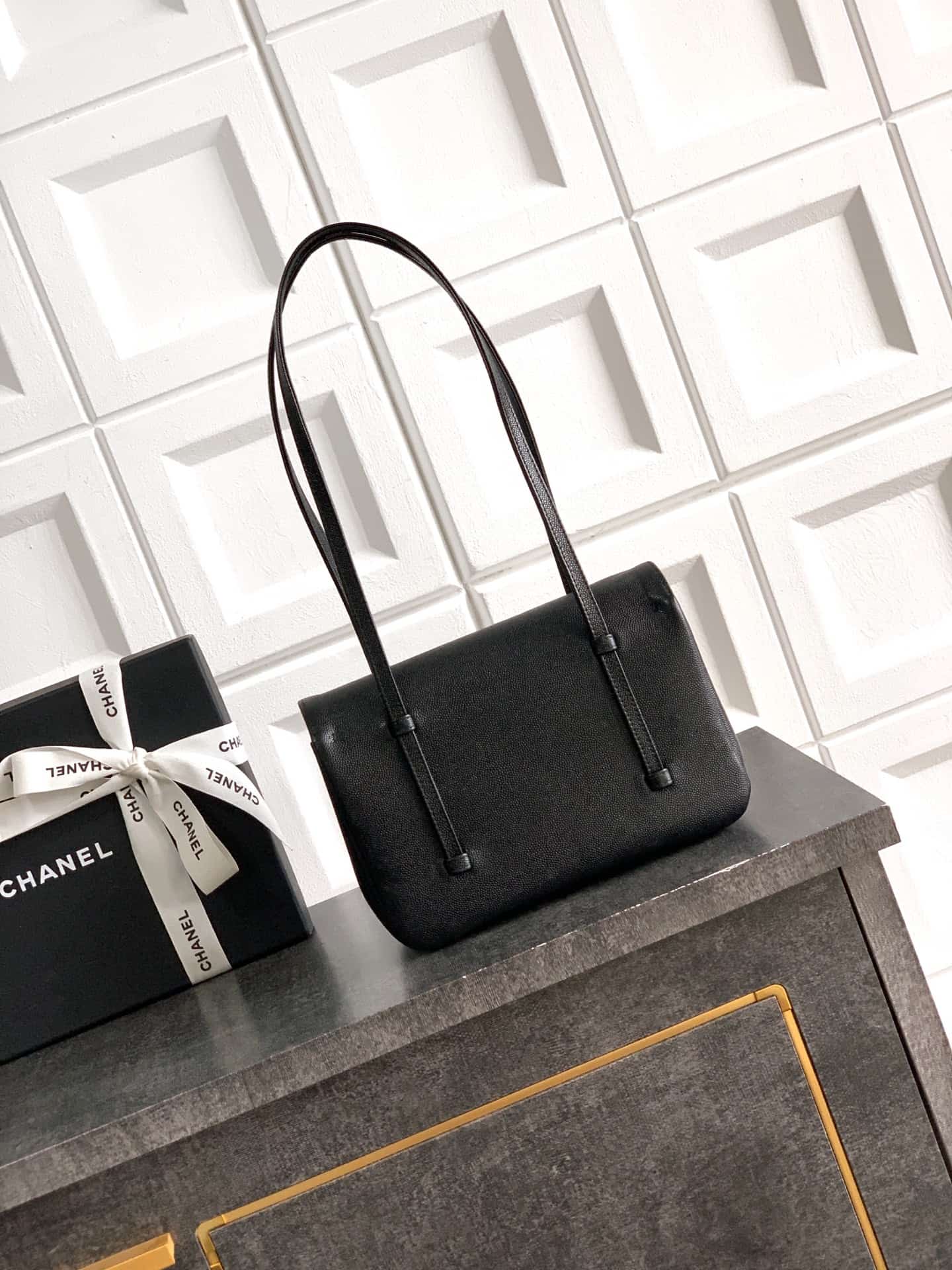 Chanel Clutch with Leather Strap Grained Shiny Calfskin & Gold-Tone Metal Black 5809 High