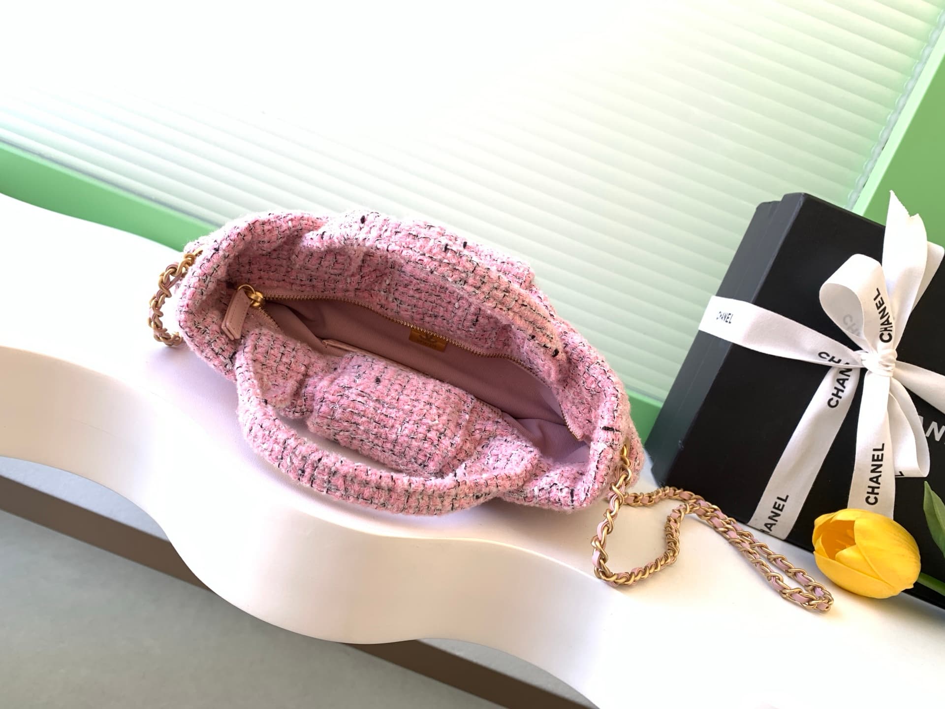 Chanel Mini Bow Bag Tweed & Gold-Tone Metal Pink AS5849 A
