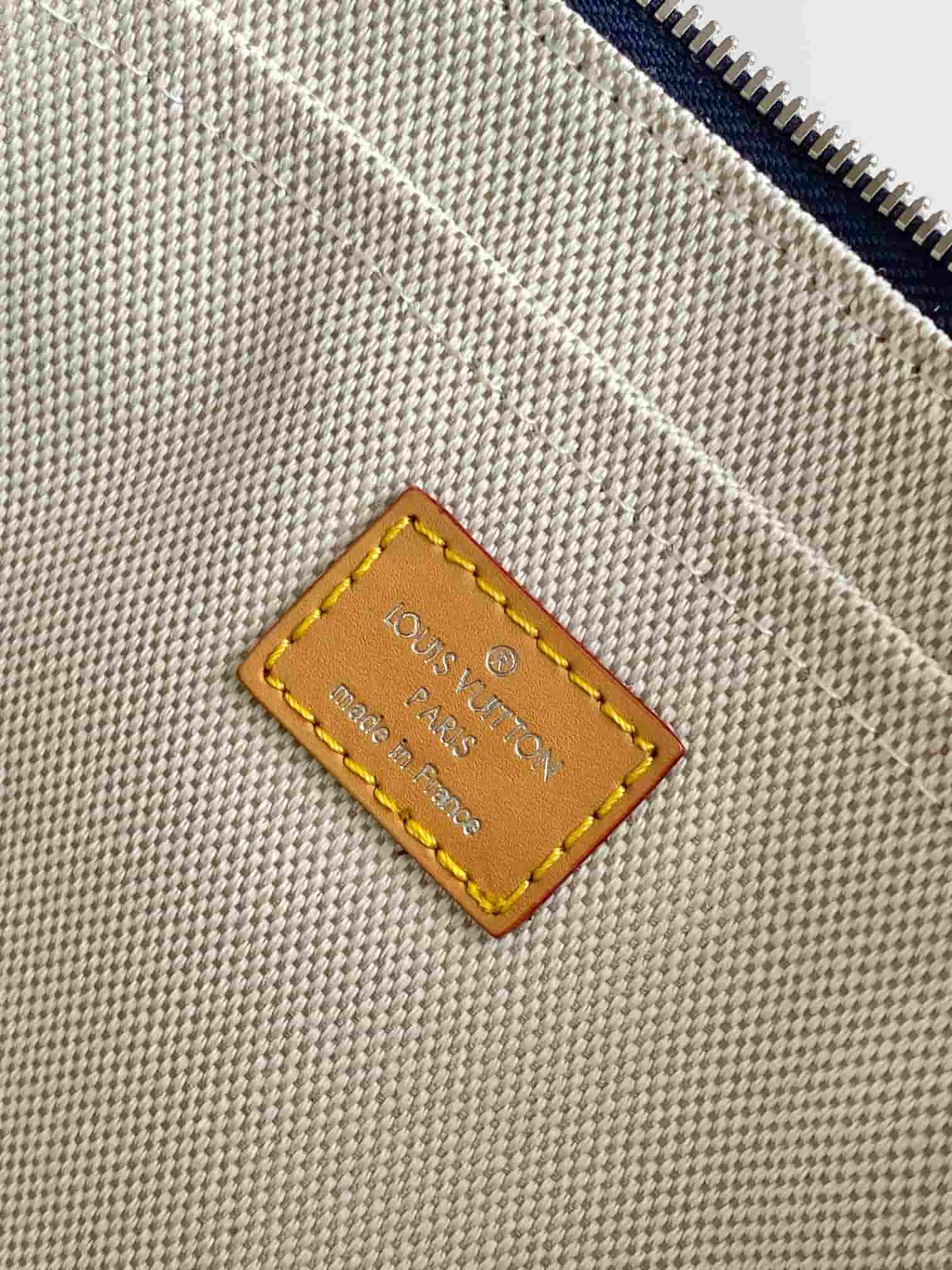Louis Vuitton Pochette Voyage Souple Blue Monogram Flowers Denim M27559 High