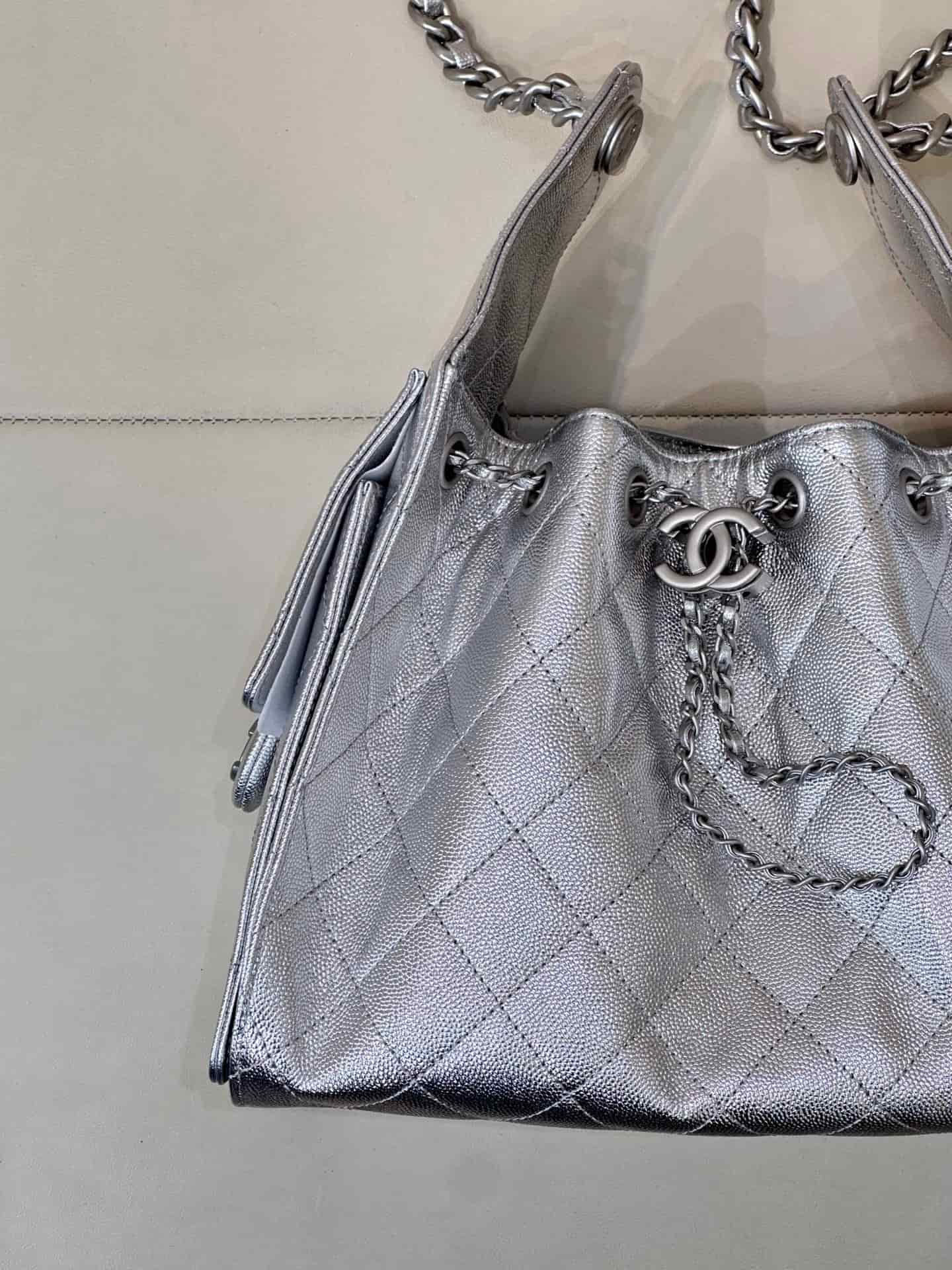 Chanel 25 Small Hobo handbag AS5293 Grained Calfskin & Silver-tone Metal Silver TOP