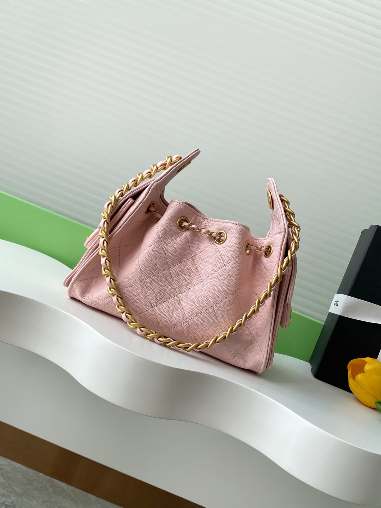 Chanel 25 Mini Hobo handbag AS5631 Grained calfskin & gold-tone metal Pink A