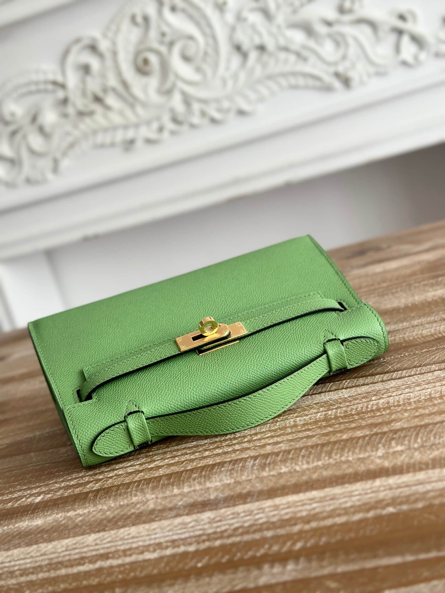 Hermes Kelly Pochette Bag Epsom Leather Silver/Gold Metal Vert Criquet WAX High