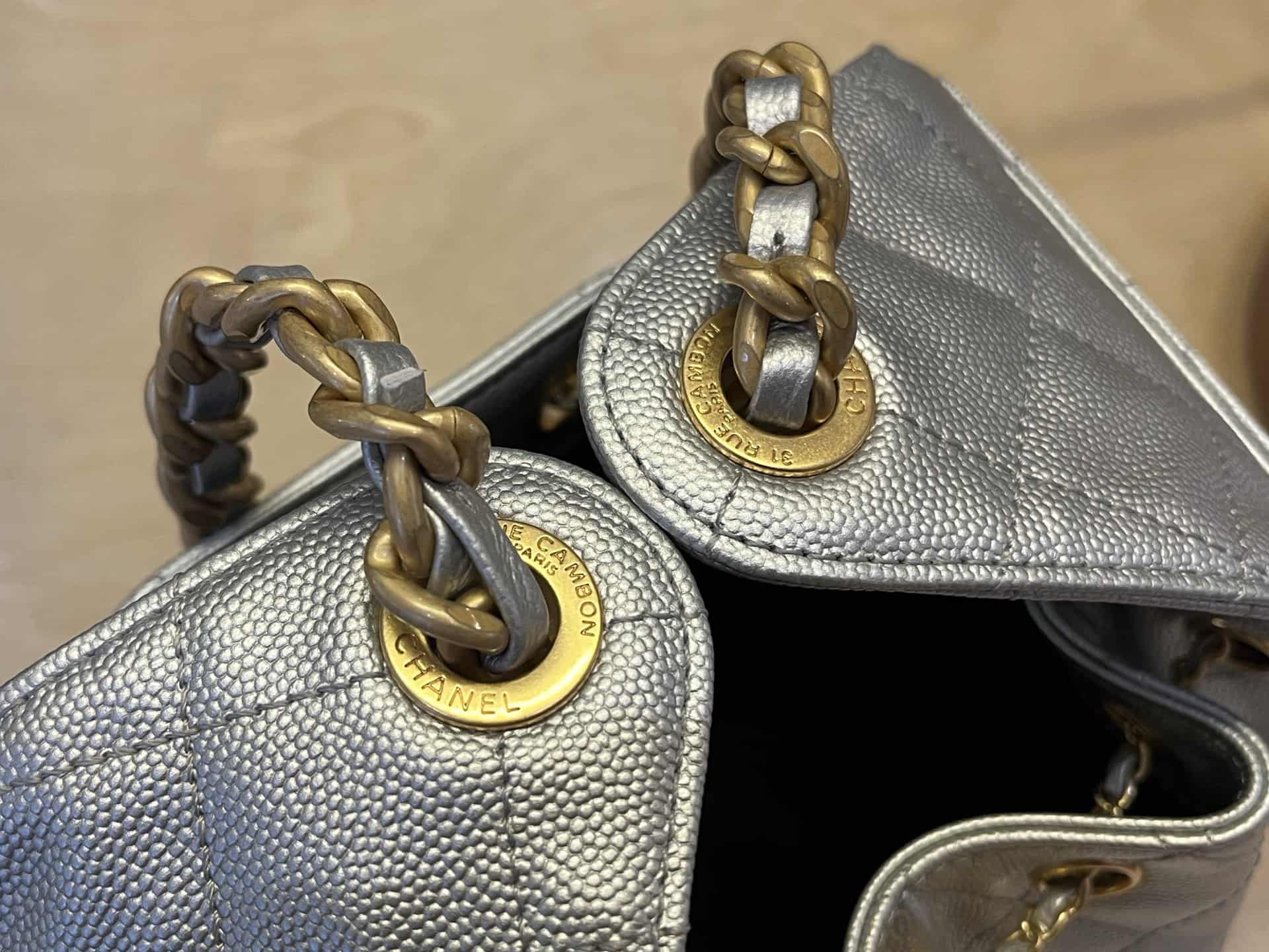 Chanel 25 Small Hobo handbag AS5293 Grained Calfskin & Gold-tone Metal Silver A