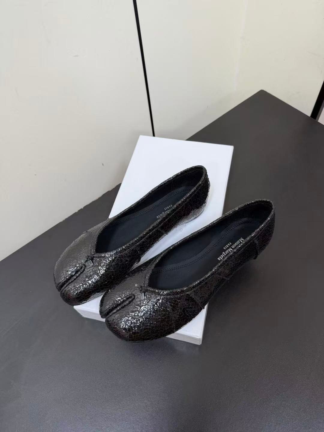 Maison Margiela Tabi Leather Ballerina Flats