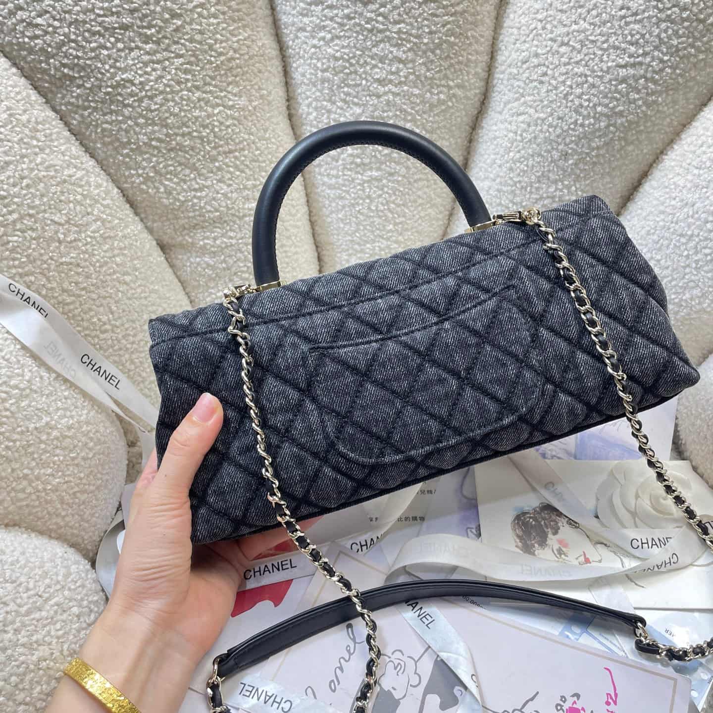 Chanel Maxi Flap Bag with Top Handle Washed Denim& Gold-Tone Metal AS6091 Black A