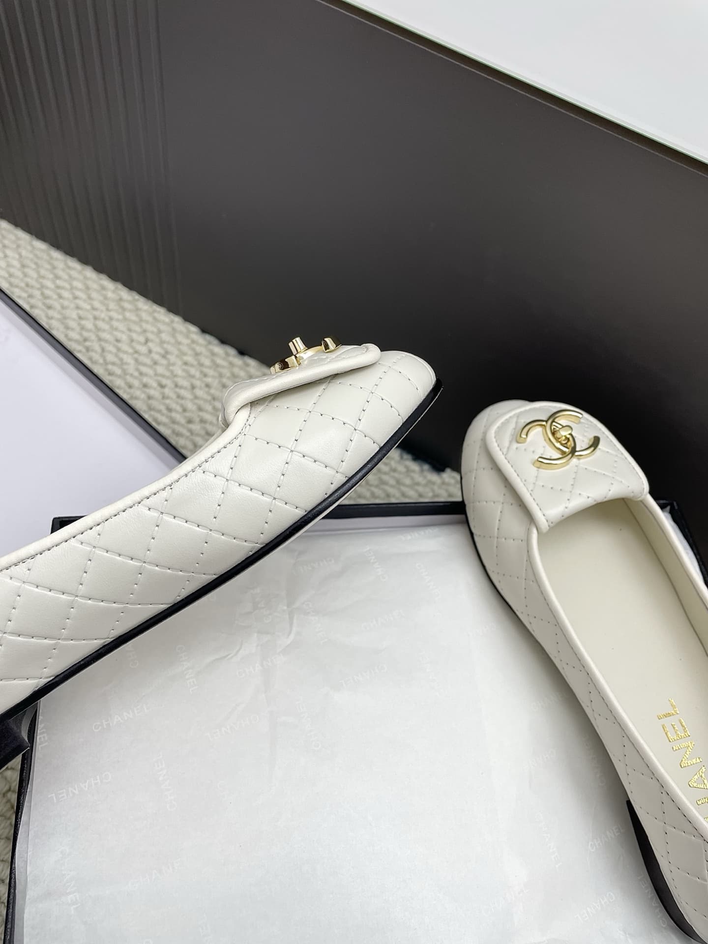 Chanel Mray janes shoes Women