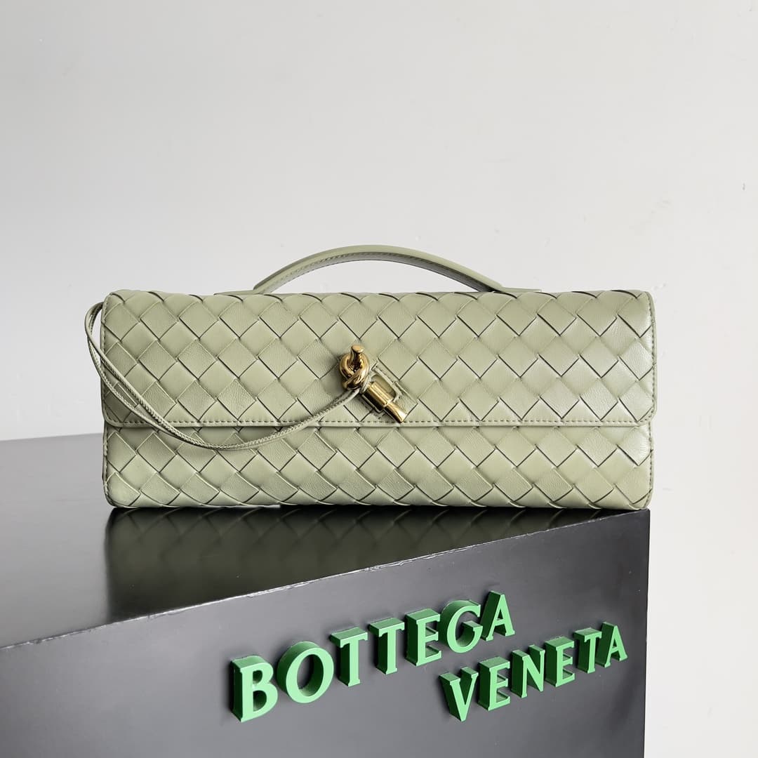 BV Long Clutch Andiamo With Handle Lambskin TOP