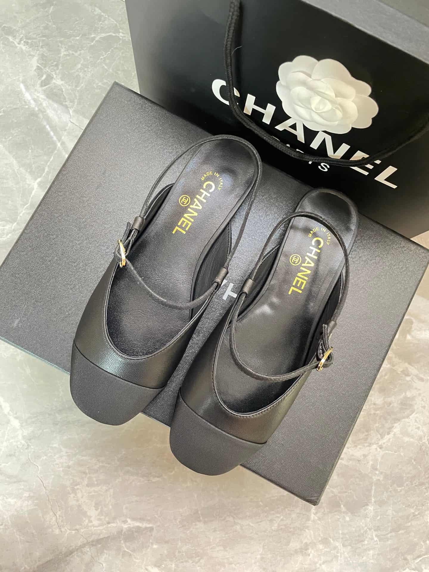Chanel CC slingback flats women