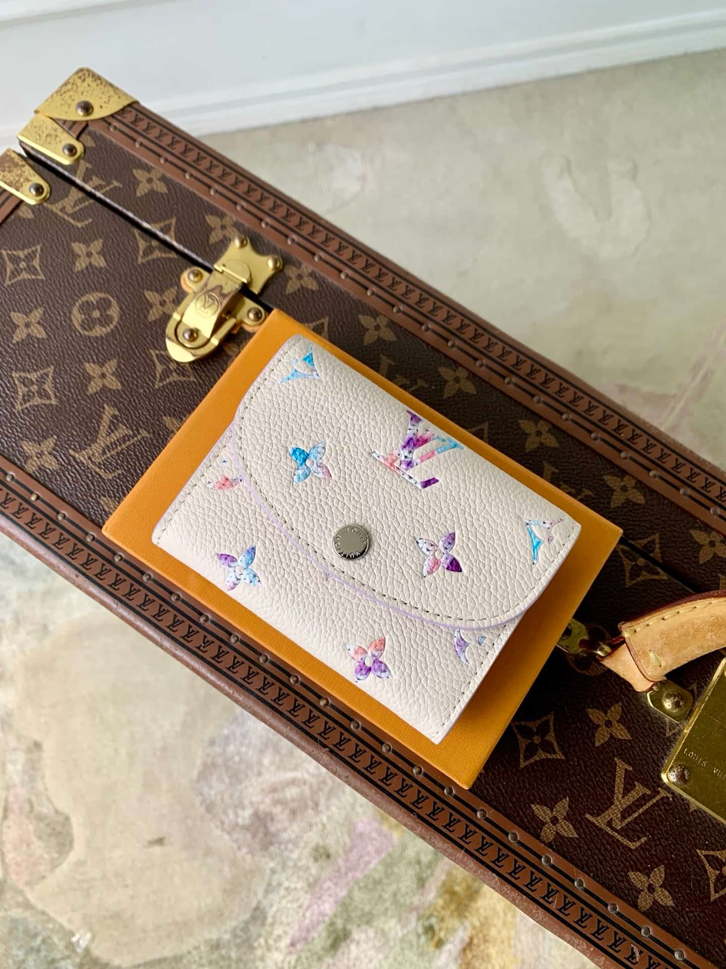 Louis Vuitton Rosalie Coin Purse Monogram Empreinte Link Quartz Cowhide leather M29772 High
