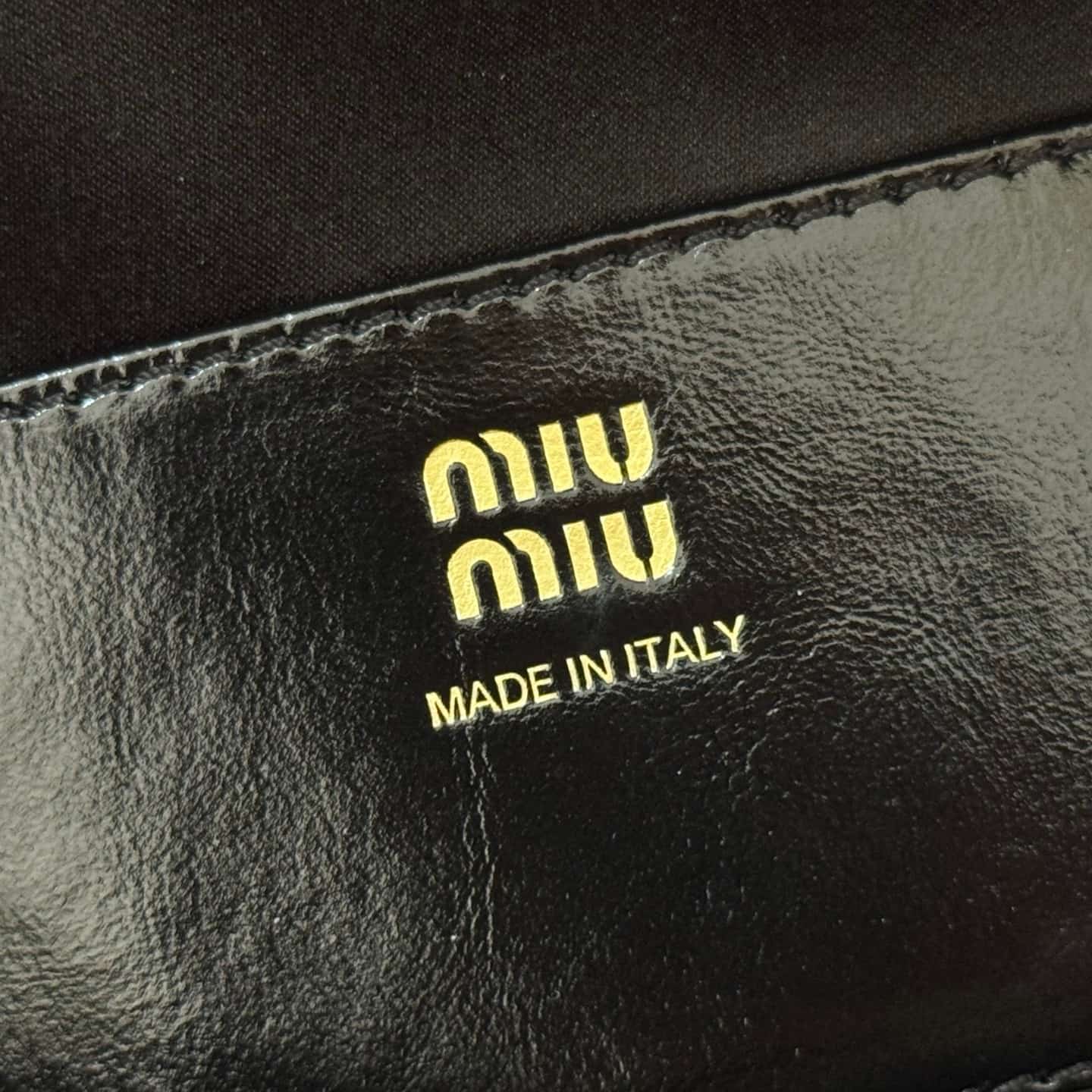 Miu Miu Caprice leather clutch 5BF131 Black TOP