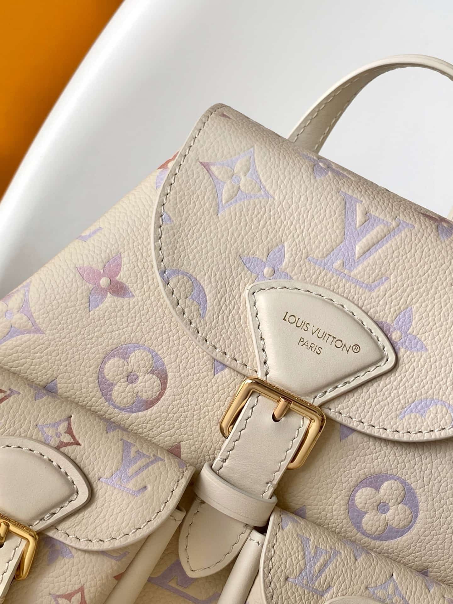 Louis Vuitton Backup Dream Cream Embossed grained cowhide leather M15113 High
