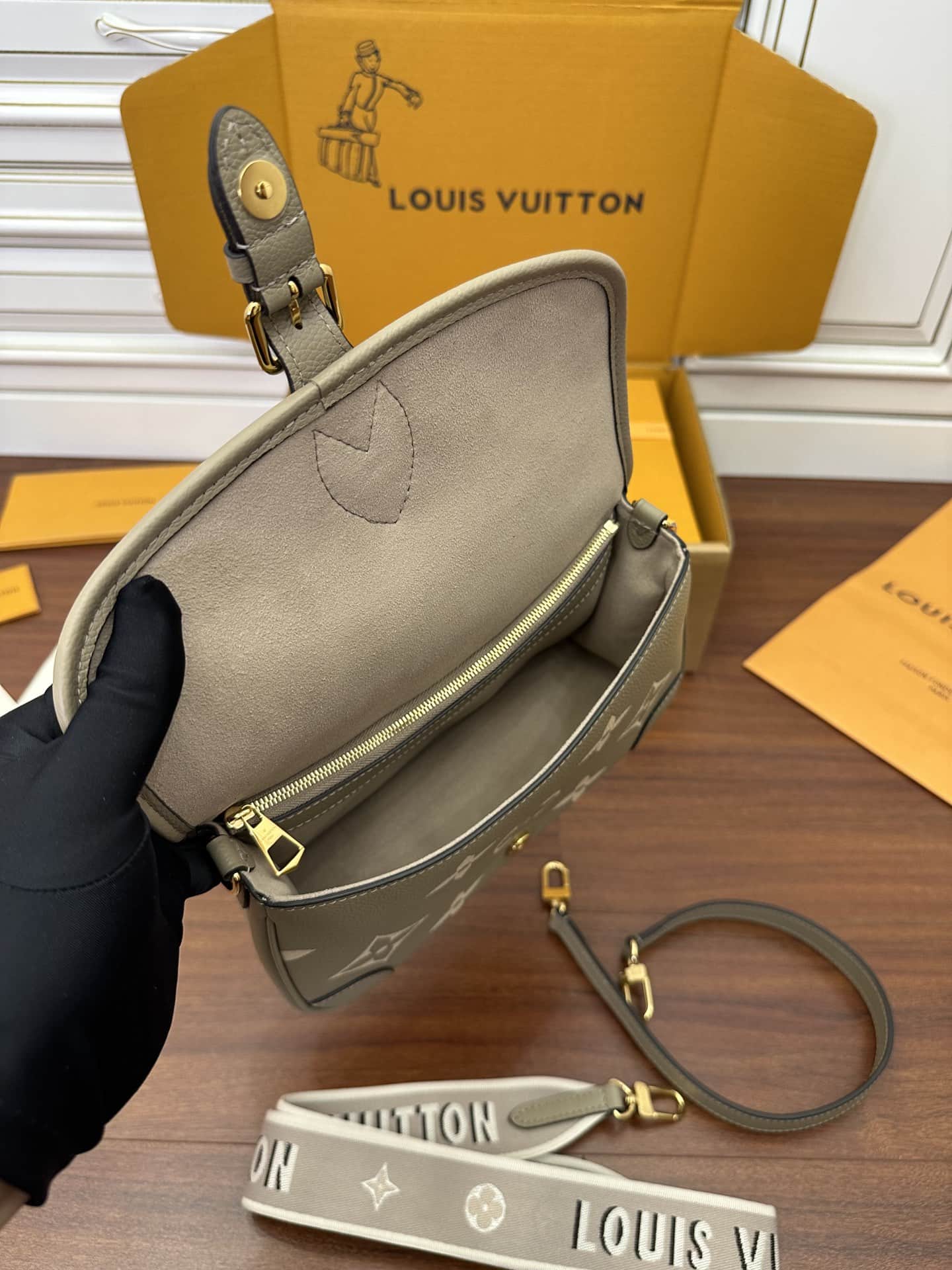 Louis Vuitton Diane Monogram Empreinte Leather M46583 Top