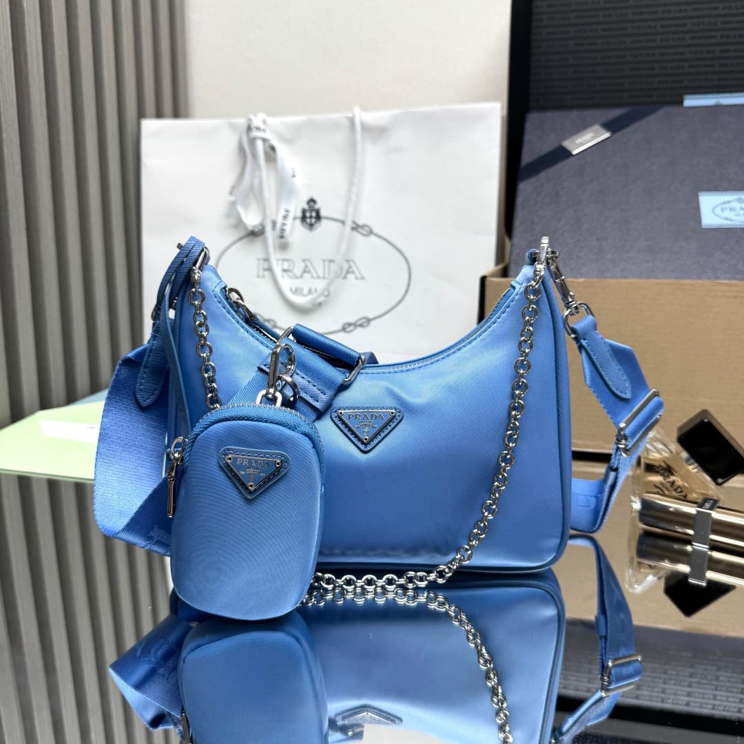 Prada Re-Edition 2005 Nylon bag 1BH204 Blue High