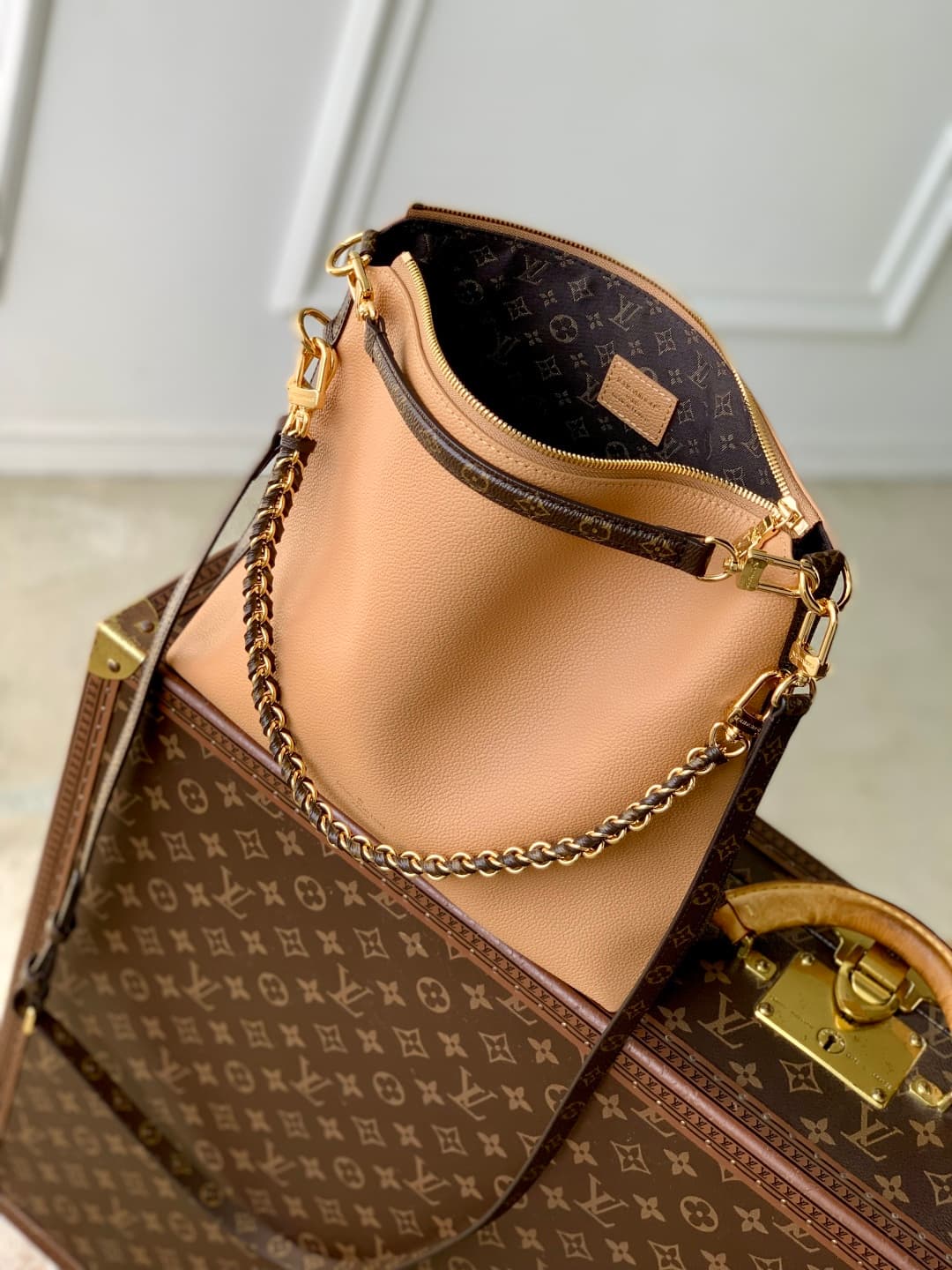 Louis Vuitton Multipass H27 handbag in calfskin leather M28029 camel High