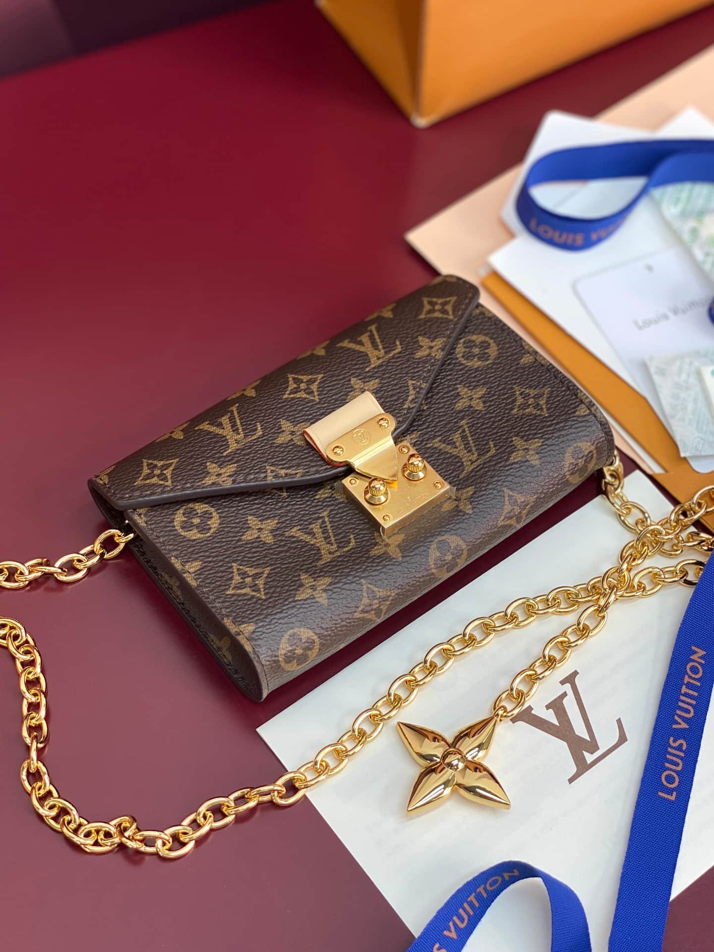 Louis Vuitton Pouch Metis Belt Monogram coated canvas M4869Z High