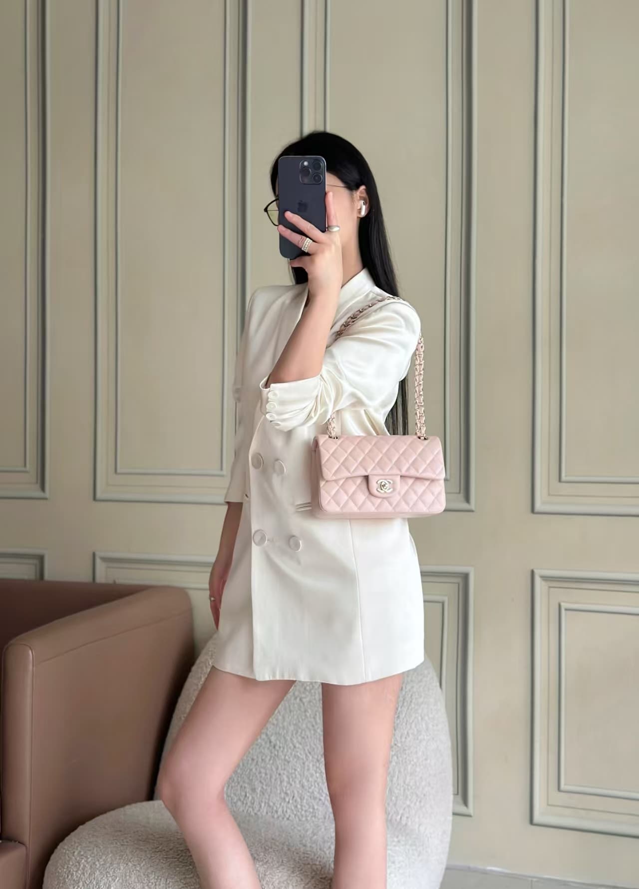 Chanel Small CLASSIC HANDBAG Lambskin Gold-Tone Metal Pink 1117 TOP