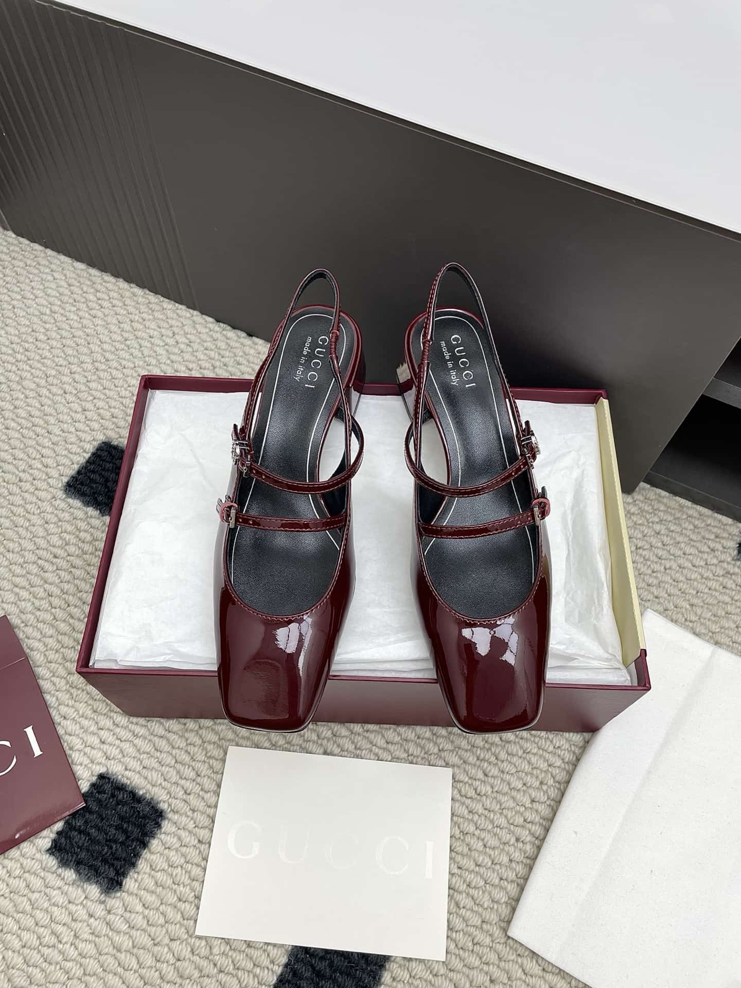 Gucci Sandal shoes Women