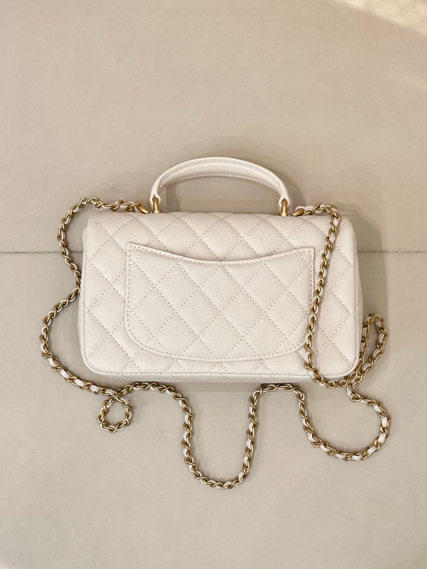 Chanel Mini Classic Handbag Grained Shiny Calfskin & Gold-Tone Metal AS2431 white TOP