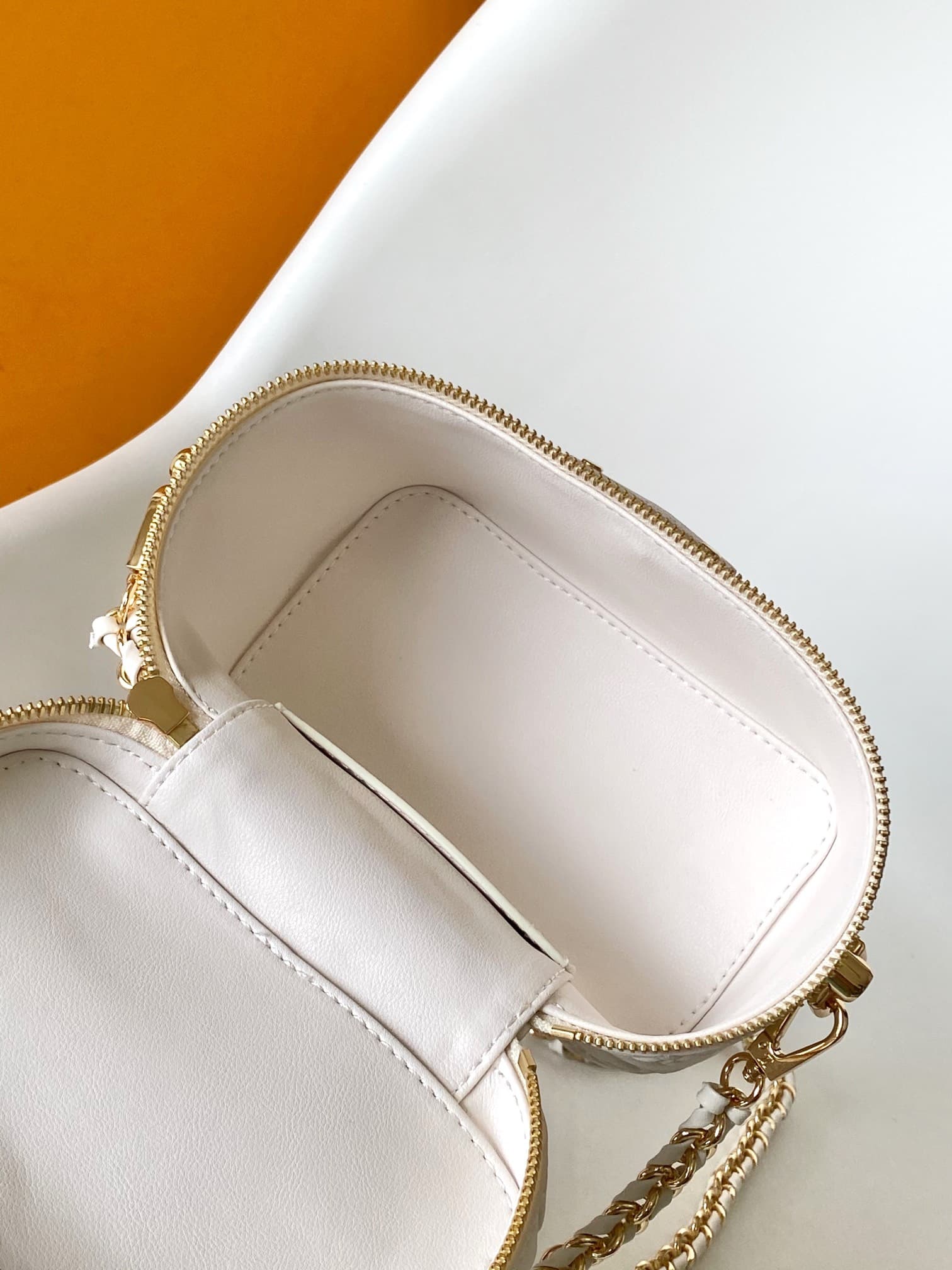 Louis Vuitton Vanity PM Cream Puffy lambskin M25219 High