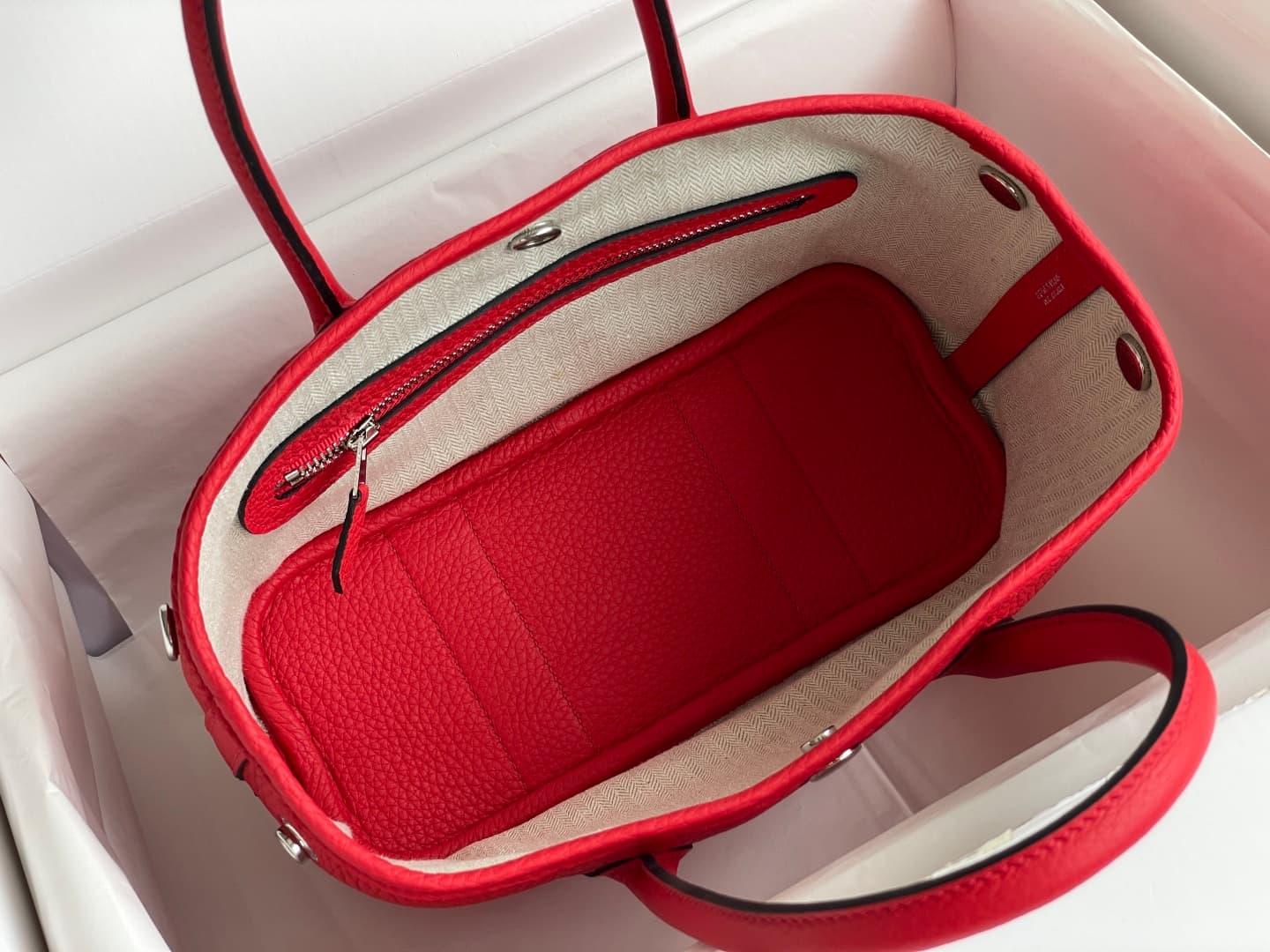 Hermes Garden Party 23 bag in Red Togo Leather WAX High