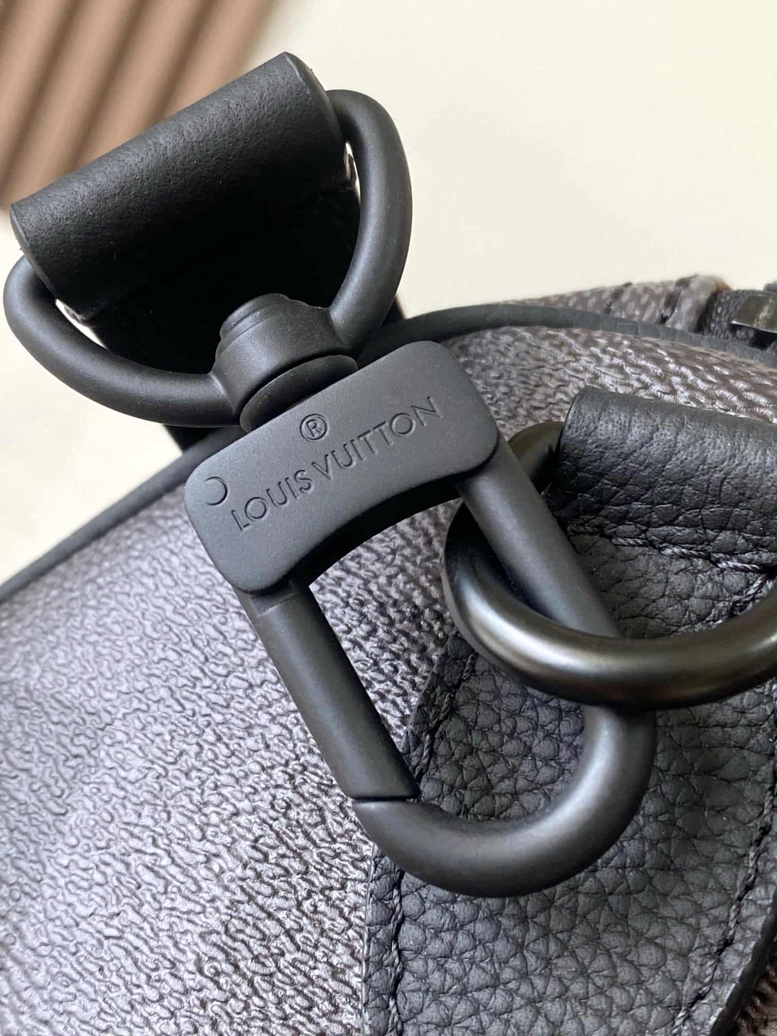 Louis Vuitton Speedy 30 Bandoulière Black Damoflage coated canvas M28977 TOP
