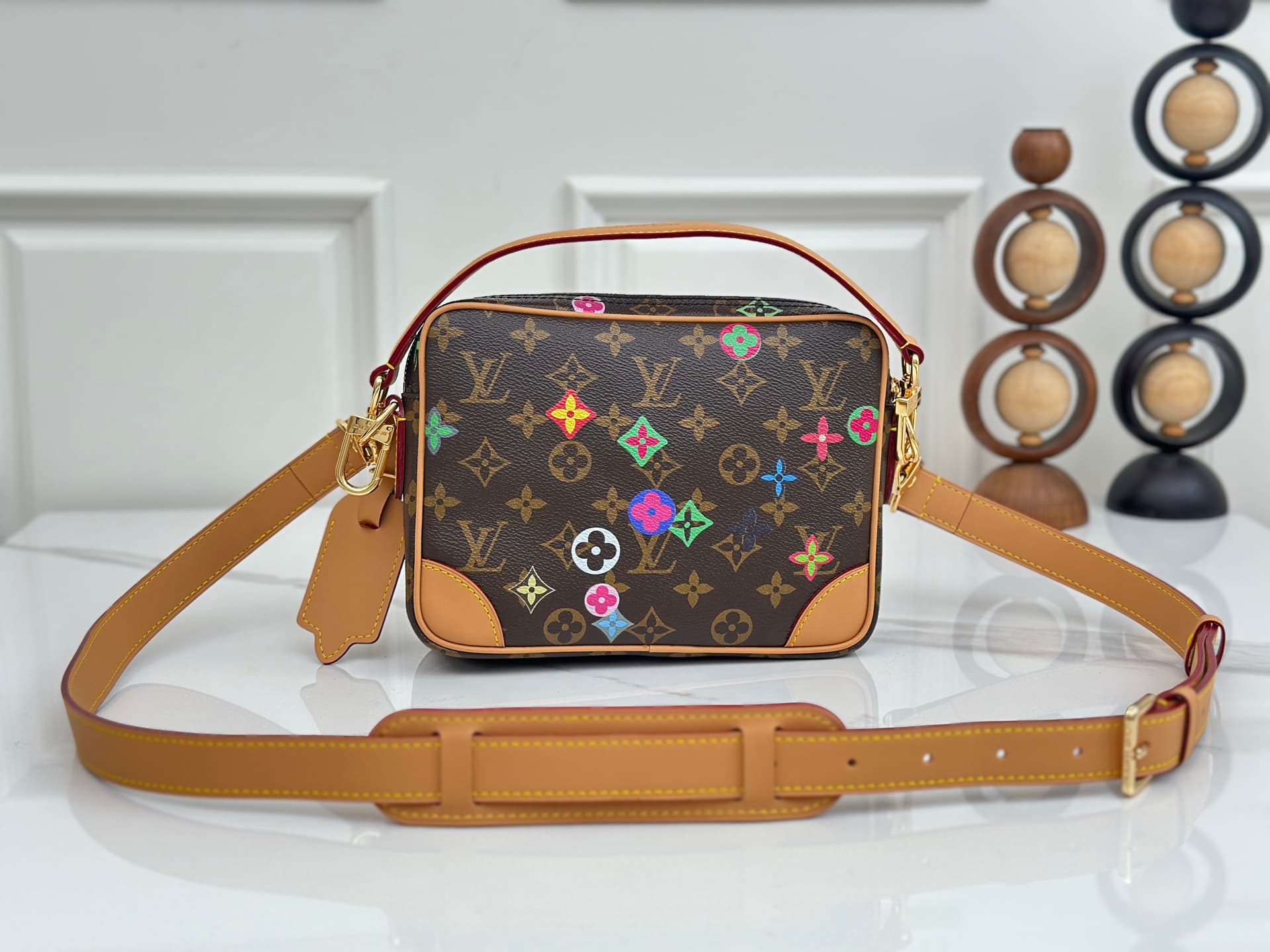 Louis Vuitton Nil Monogram canvas Messenger Bag M27853 High