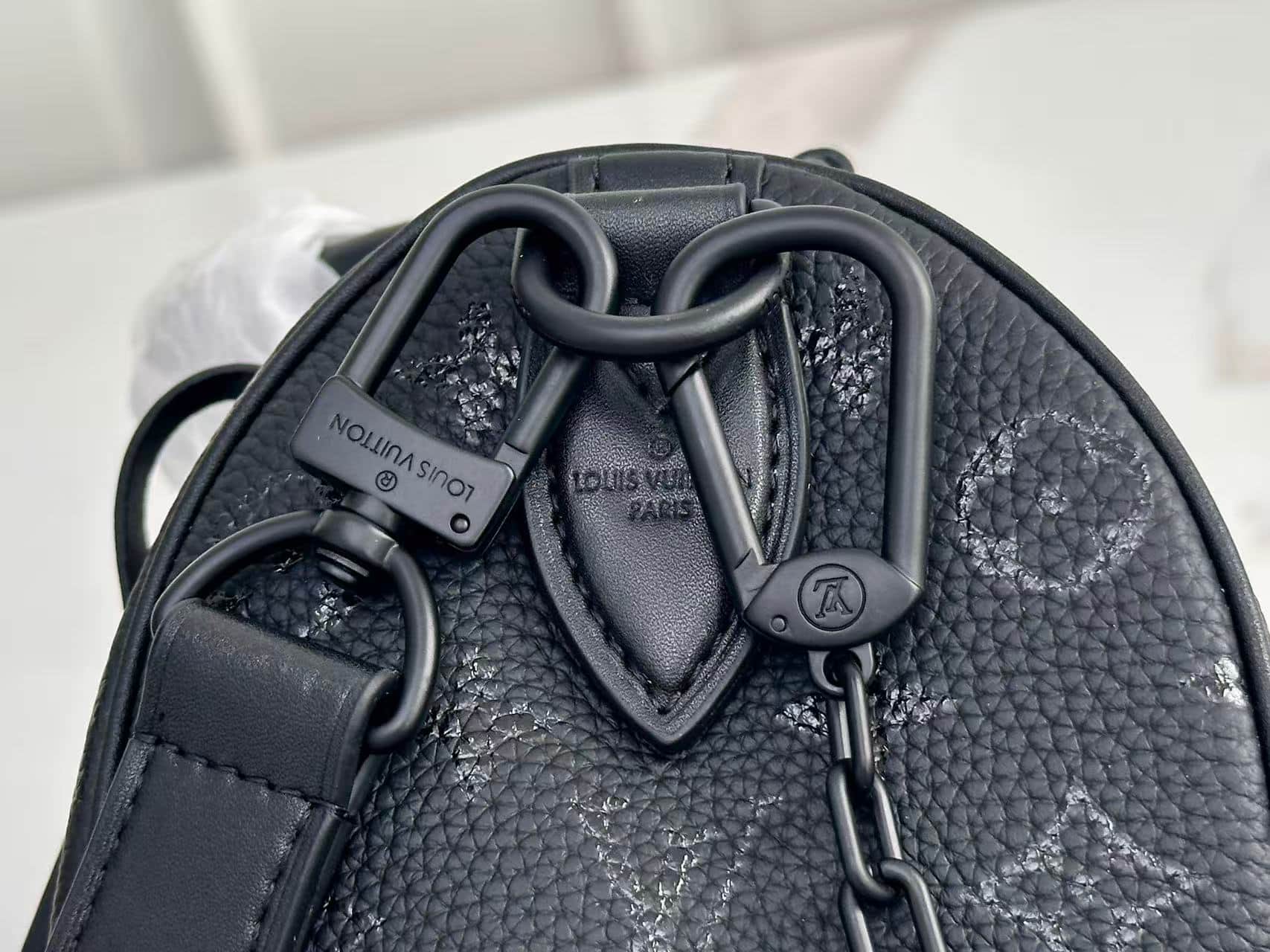 Louis Vuitton Speedy P9 Bandoulière 20 Ultrablack Calfskin leather M28262 High