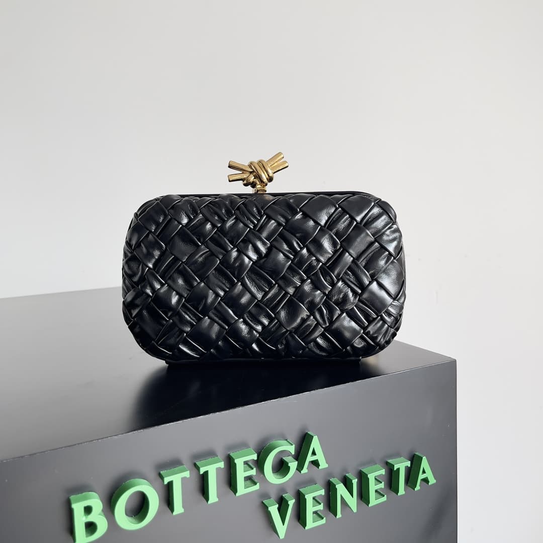 BV Knot Minaudière Clutch Lambskin Top