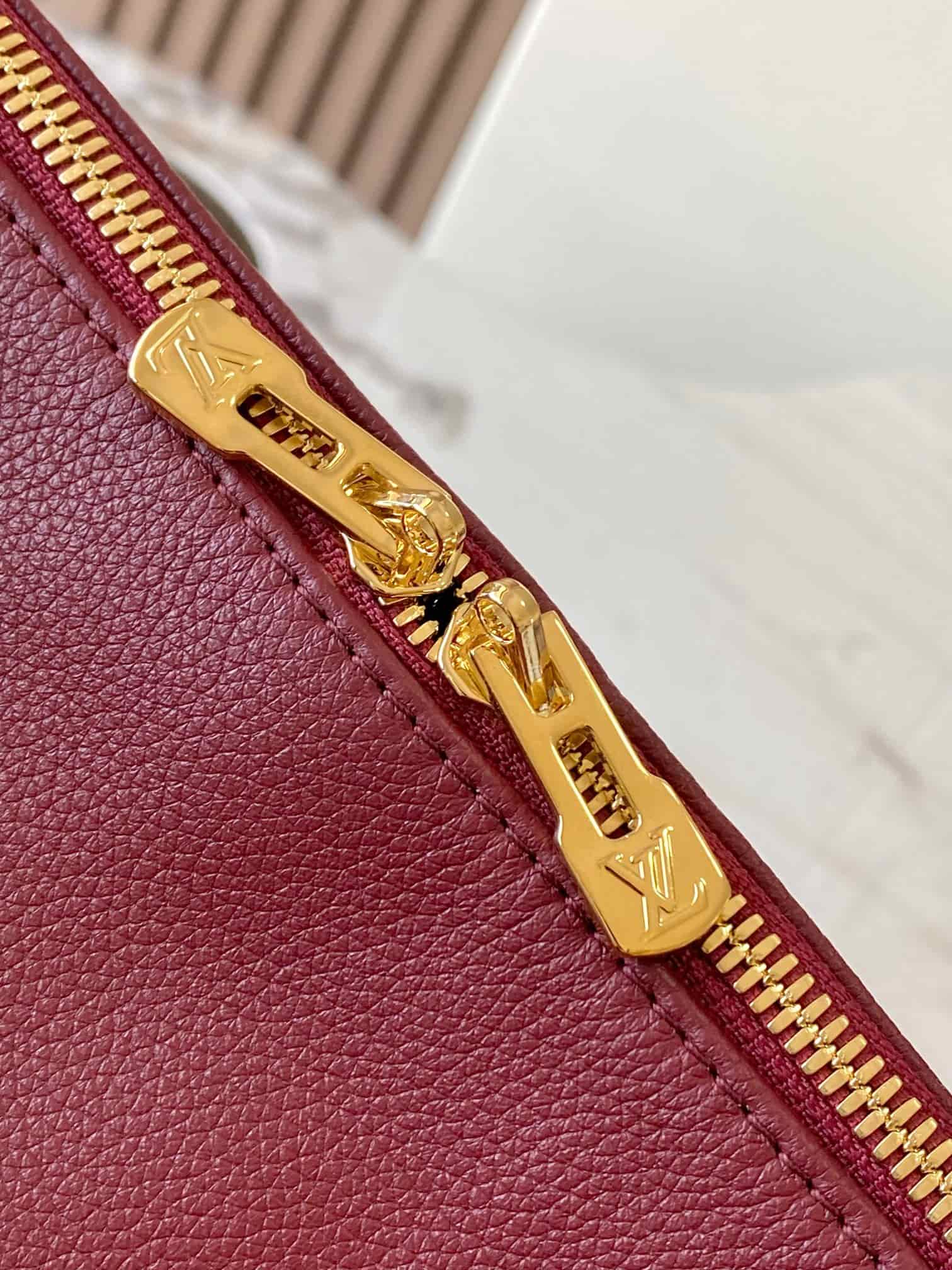 Louis Vuitton Express MM handbag in Carmin red calfskin leather M27689 TOP