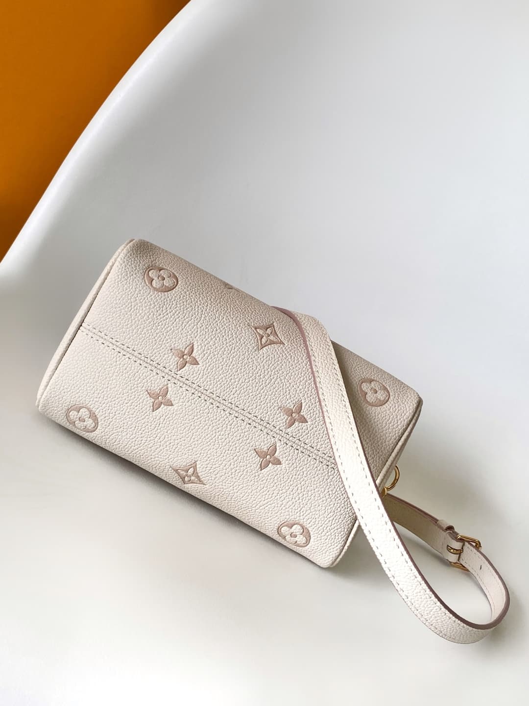 Louis Vuitton Speedy Bandoulière 20 Bag Debossed grained cowhide leather M14291 Eden High