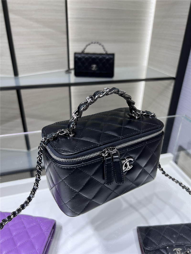 CLUTCH WITH CHAIN AP3593 Shiny Crumpled Calfskin, Strass & Ruthenium-Finish Metal Black A