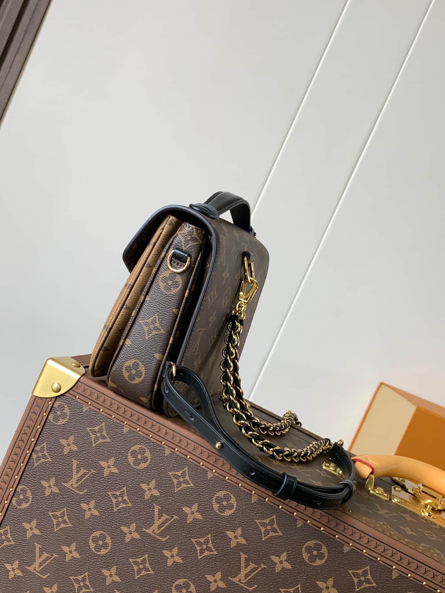Louis Vuitton Pochette Métis Backpack Monogram and Monogram Reverse M11941 High