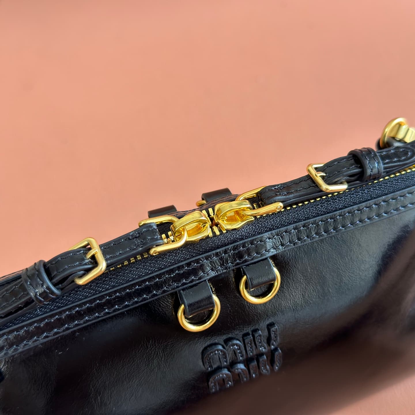 Miu Miu Caprice leather clutch 5BF131 Black TOP