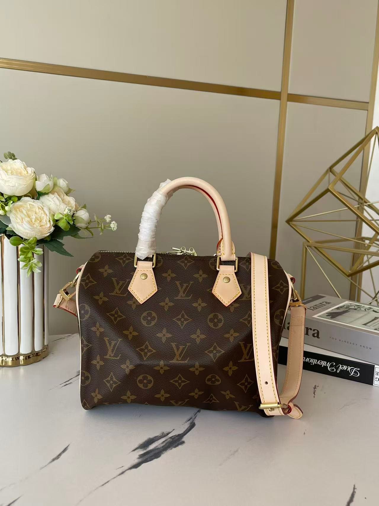 Louis Vuitton Speedy Bandoulière 25 Monogram coated canvas M46977 High