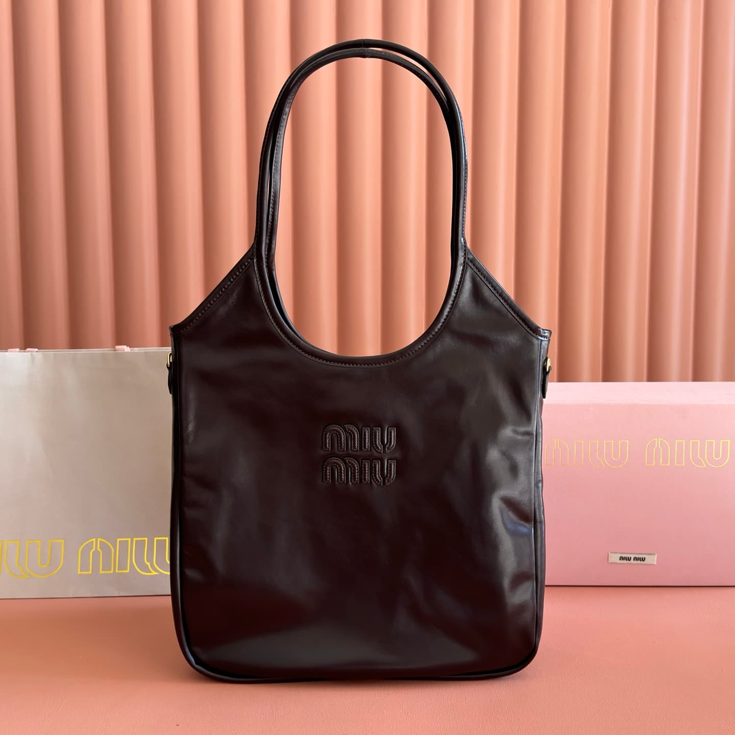 Miu Miu Ivy Calfskin leather bag Black 5BG231 TOP