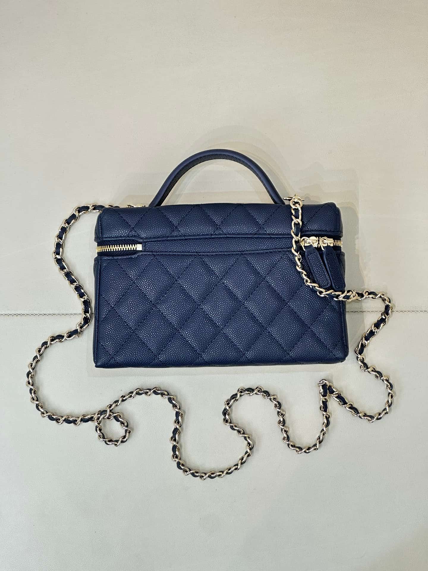 Chanel Classic Vanity with Chain Grained Calfskin & Gold-Tone Metal Dark Blue AP4385 TOP