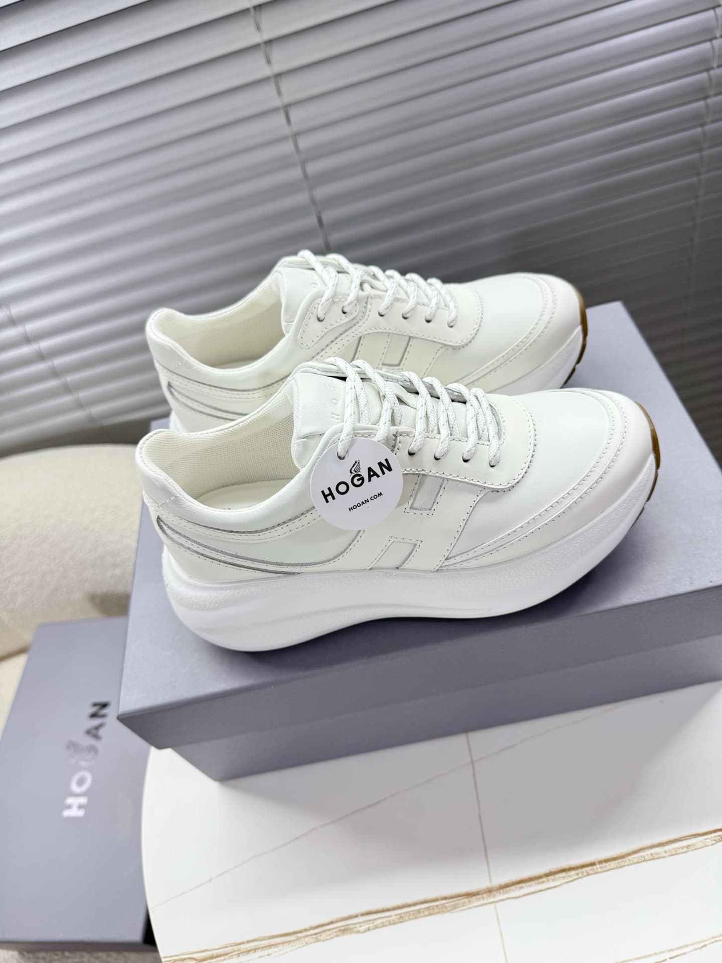 Hogan H696 Sneakers Shoes Women