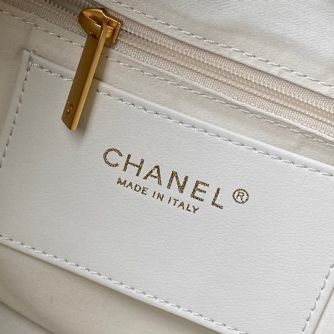 Chanel Hobo Handbag Calfskin & Gold-Tone Metal AS5967 White A