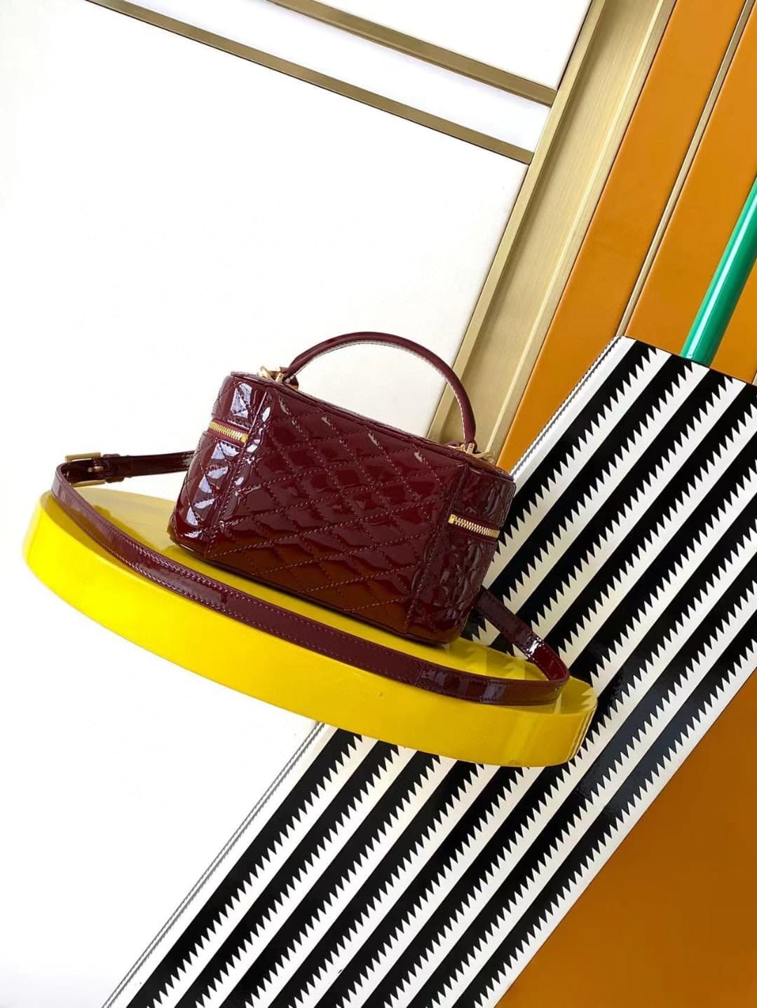 GABY VANITY BAG In Patent Leather Claret High