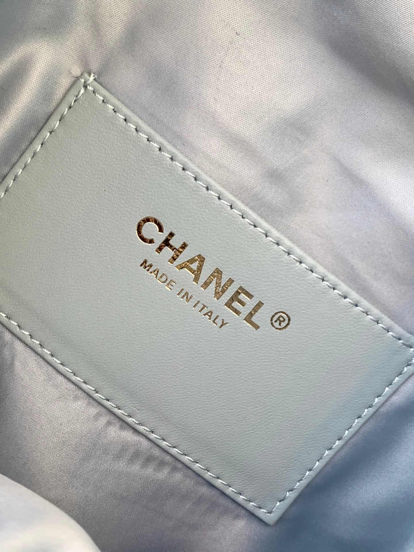 Chanel 25 Medium Hobo Medium handbag AS5311 Grained Calfskin & Gold-tone Metal Light Blue A