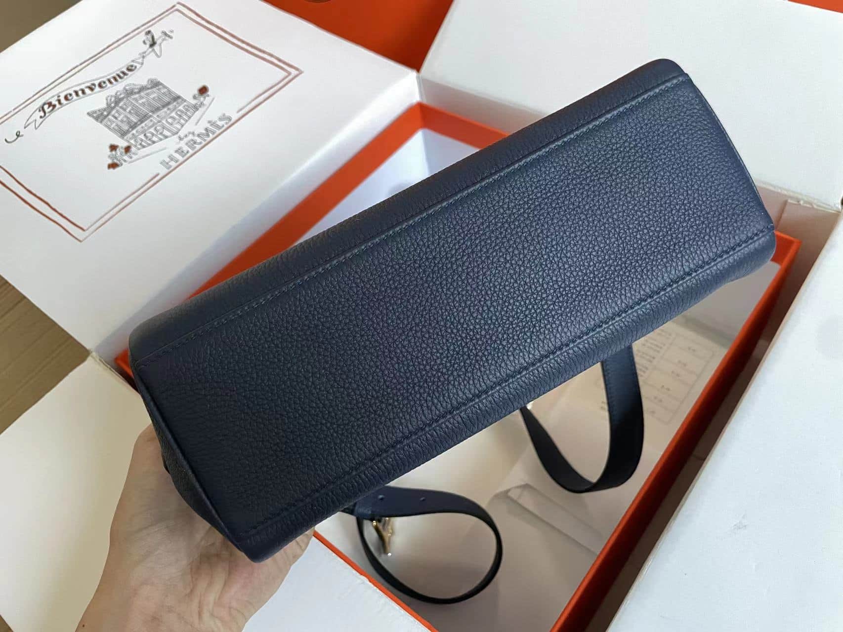 Hermes Kelly Messenger 25cm Taurillon Clemence Leather In Navy WAX